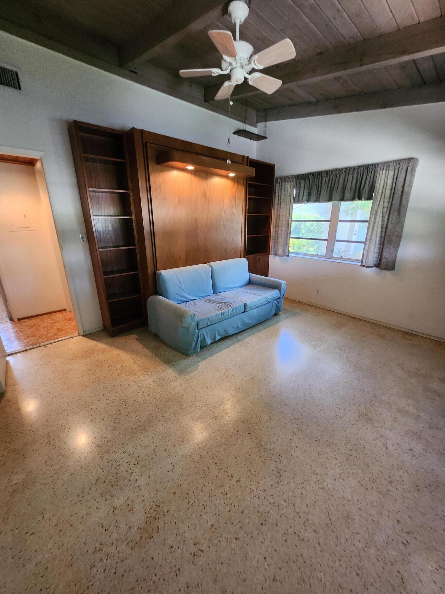 111 SE 7th Pompano Beach, FL 33060