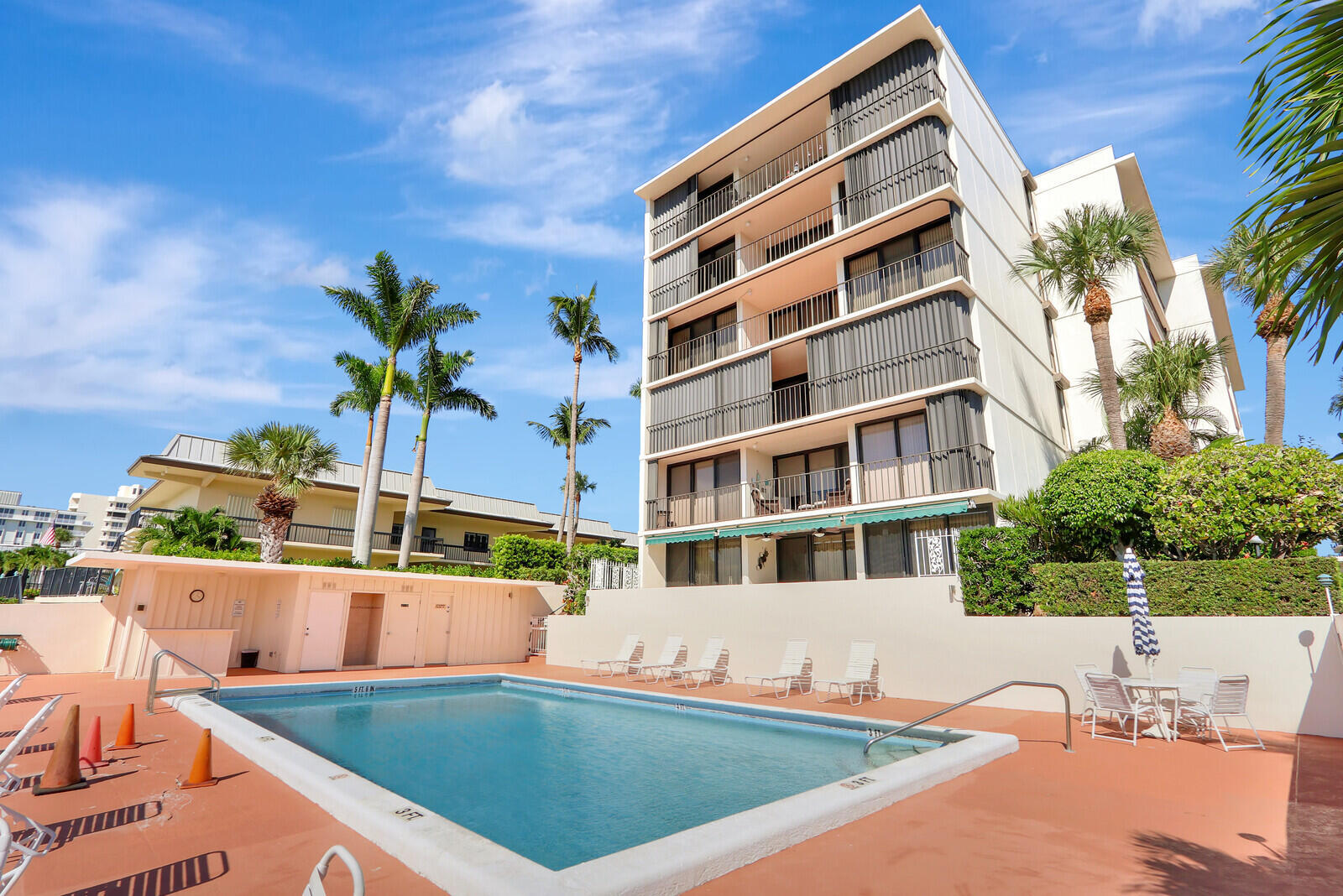 225 Beach #204
