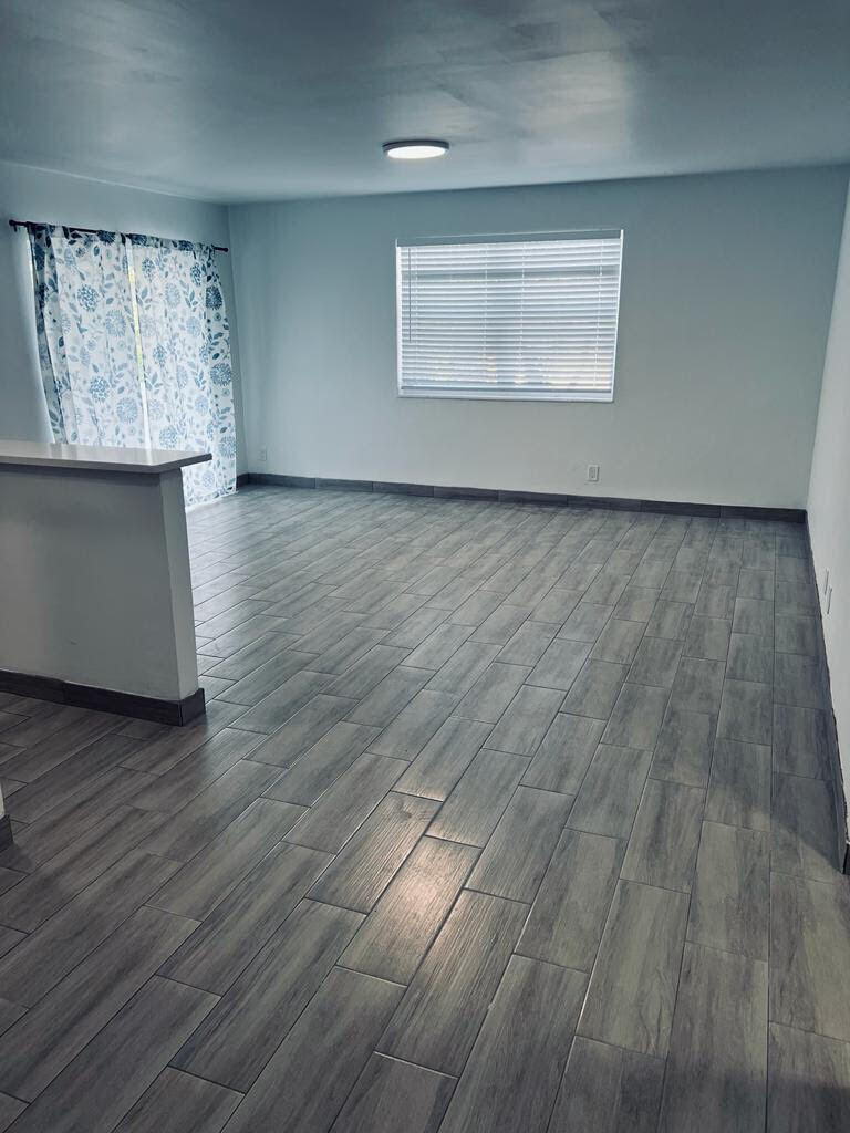 930 N 14th Hollywood, FL 33020