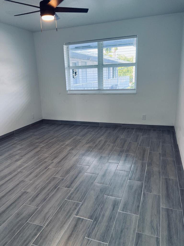 930 N 14th Hollywood, FL 33020