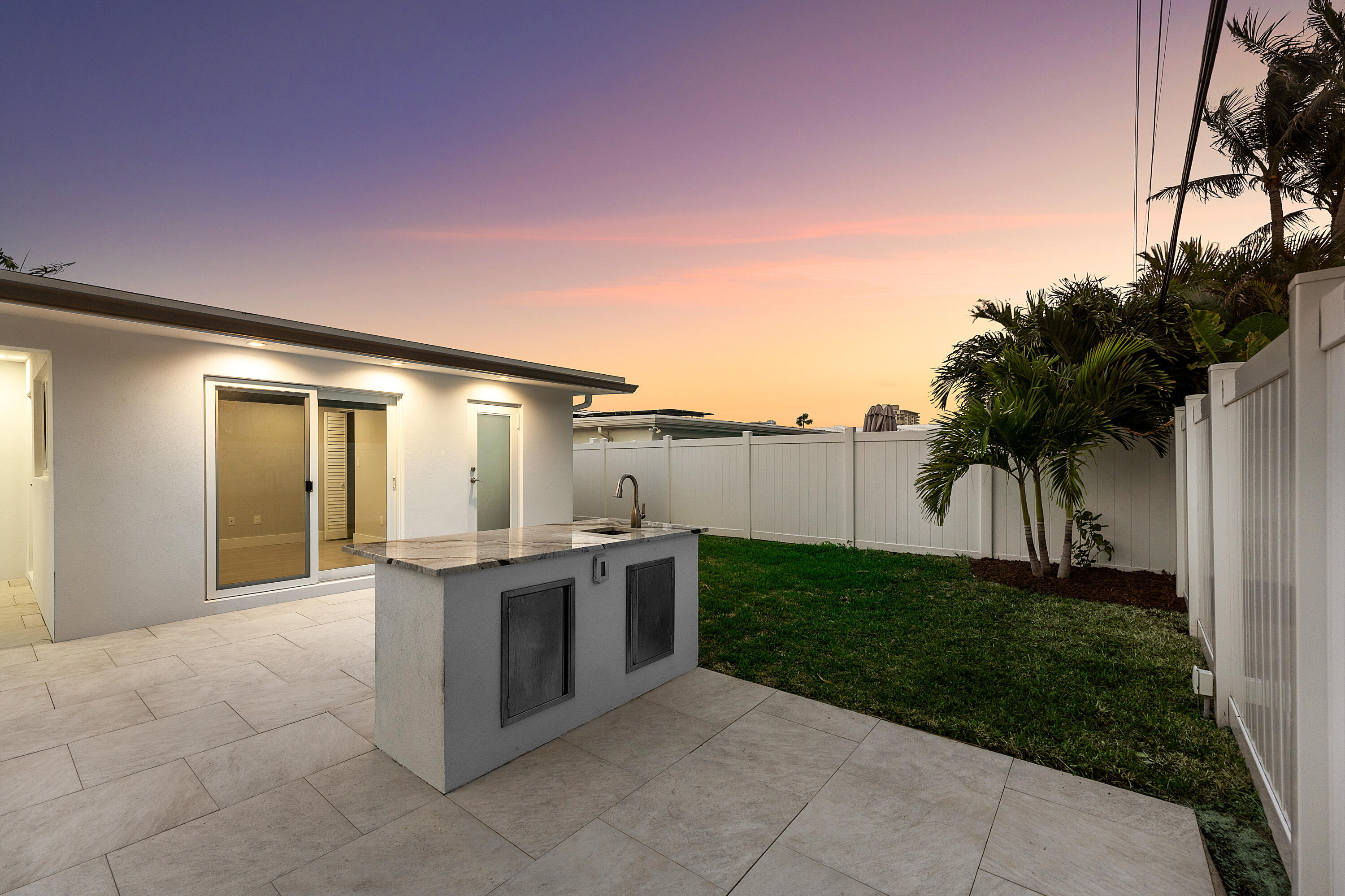 2846 NE 35th Lighthouse Point, FL 33064