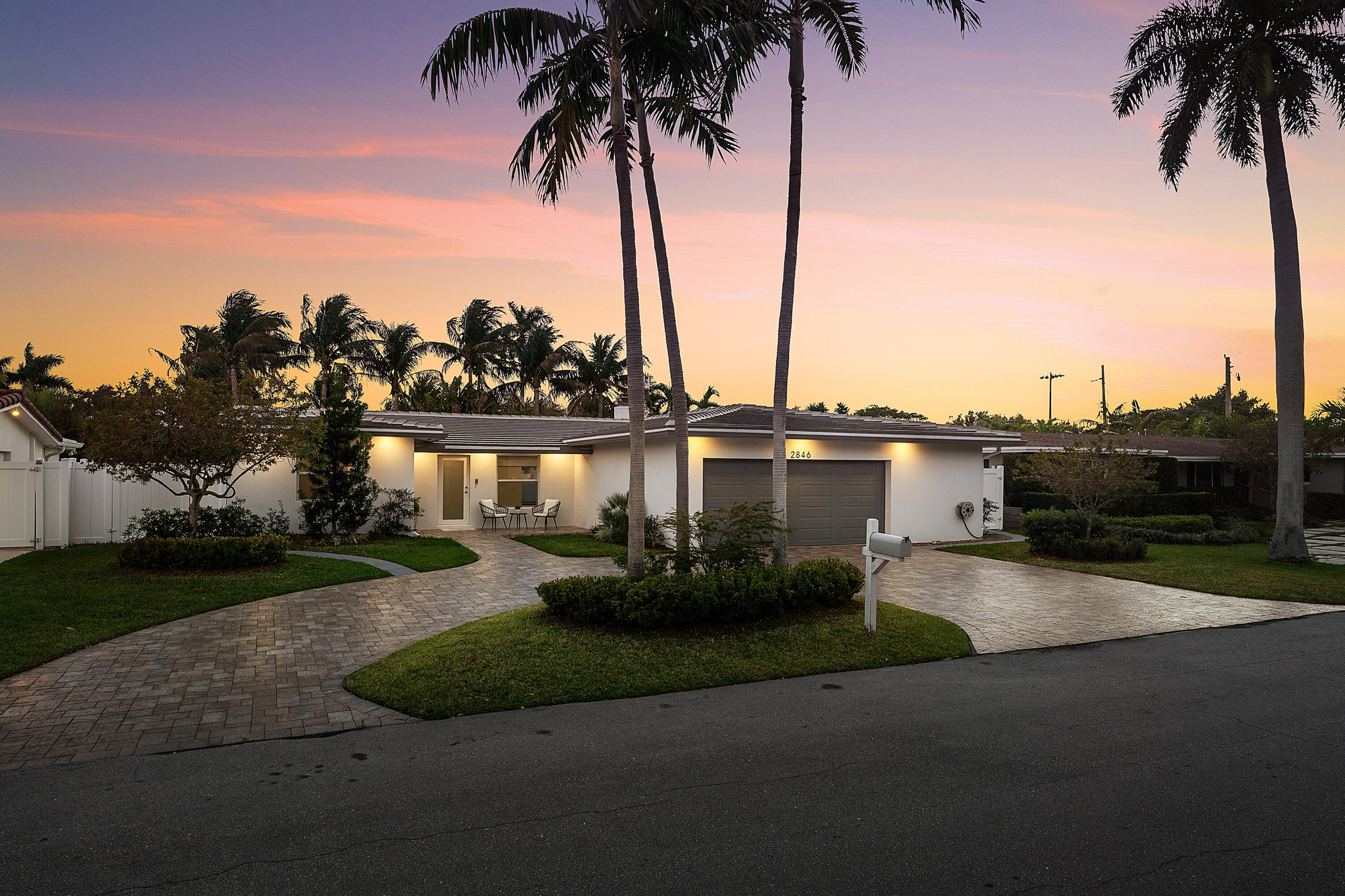 2846 NE 35th Lighthouse Point, FL 33064