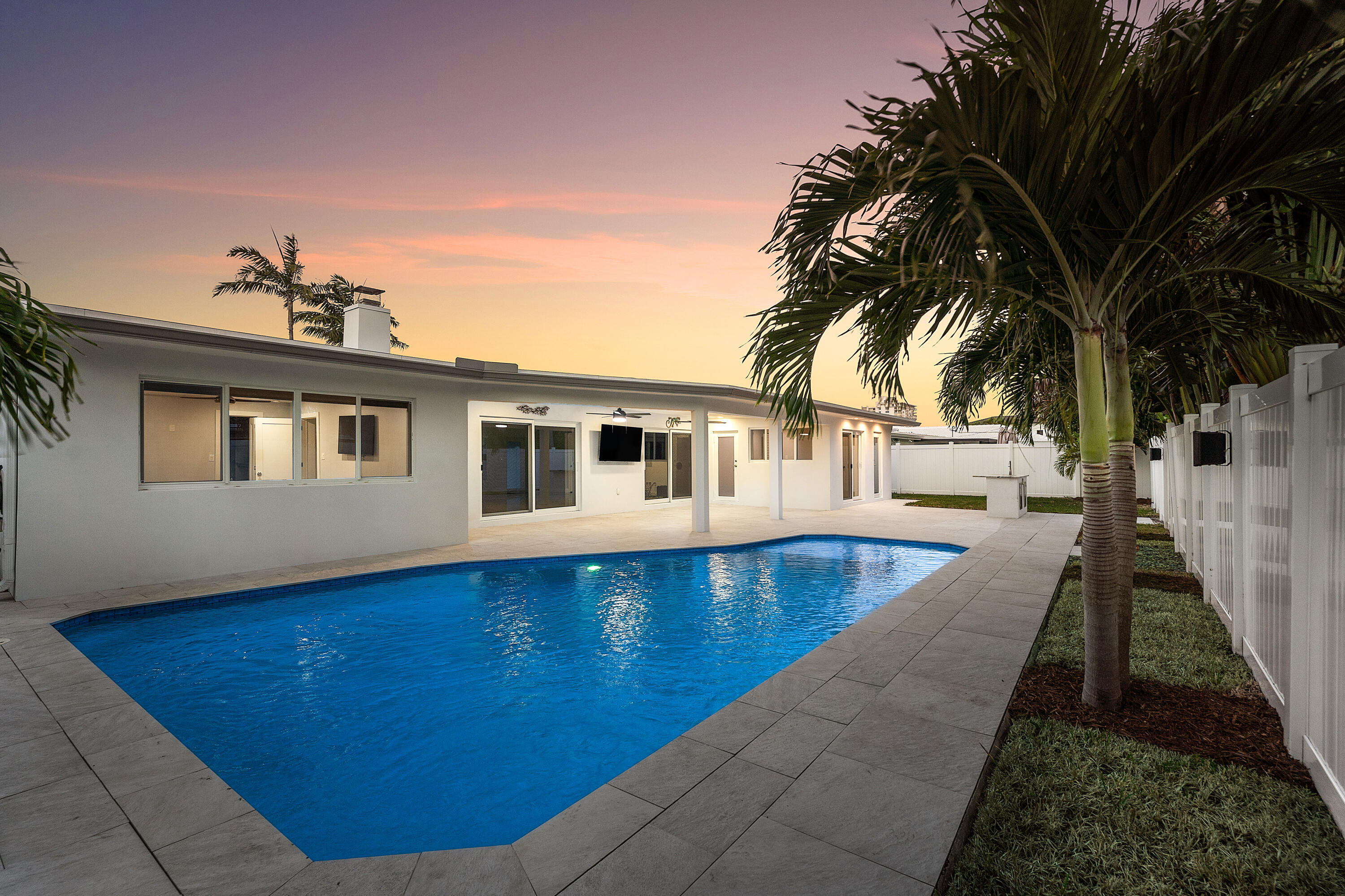 2846 NE 35th Lighthouse Point, FL 33064