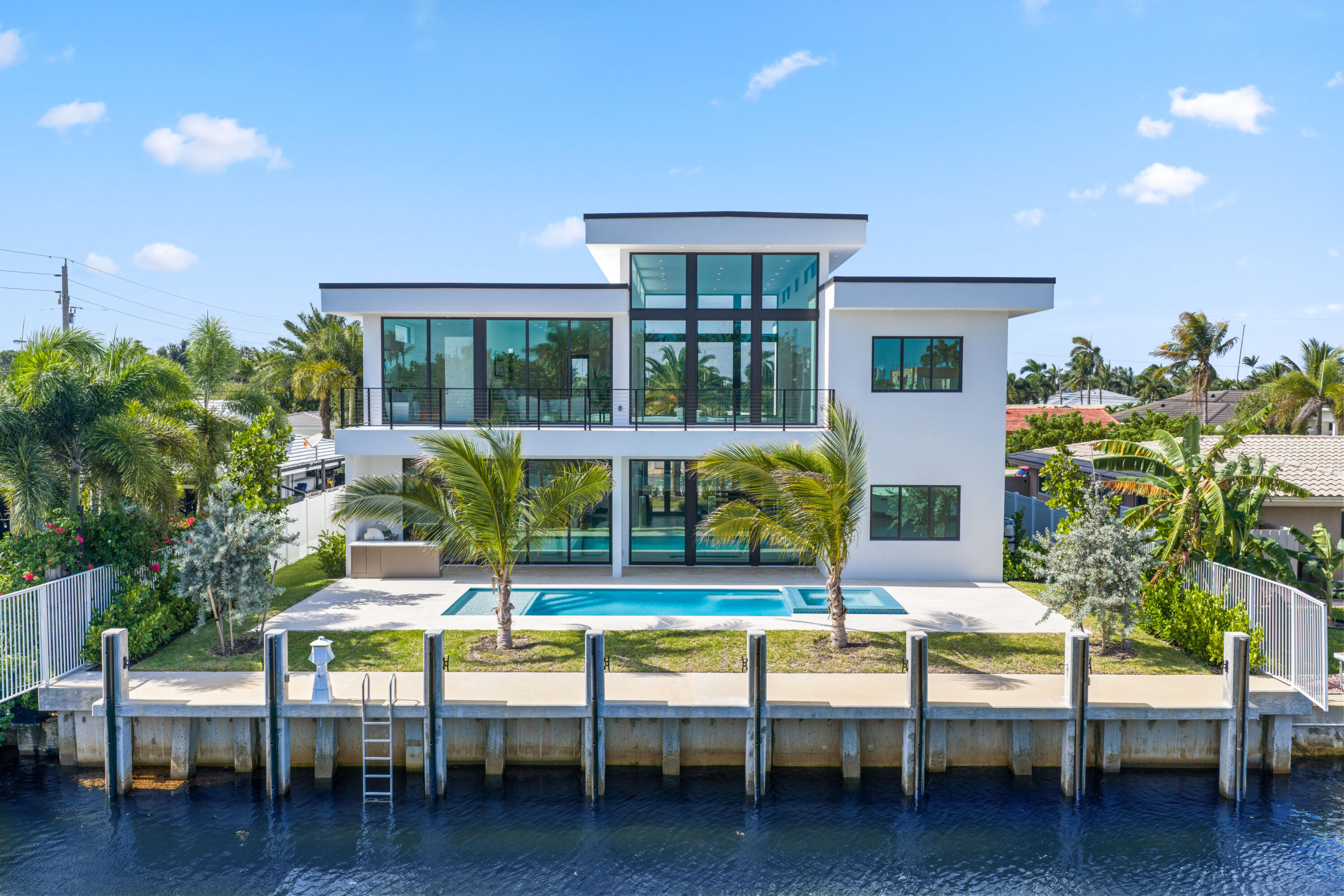 2612 NE 4th Pompano Beach, FL 33062