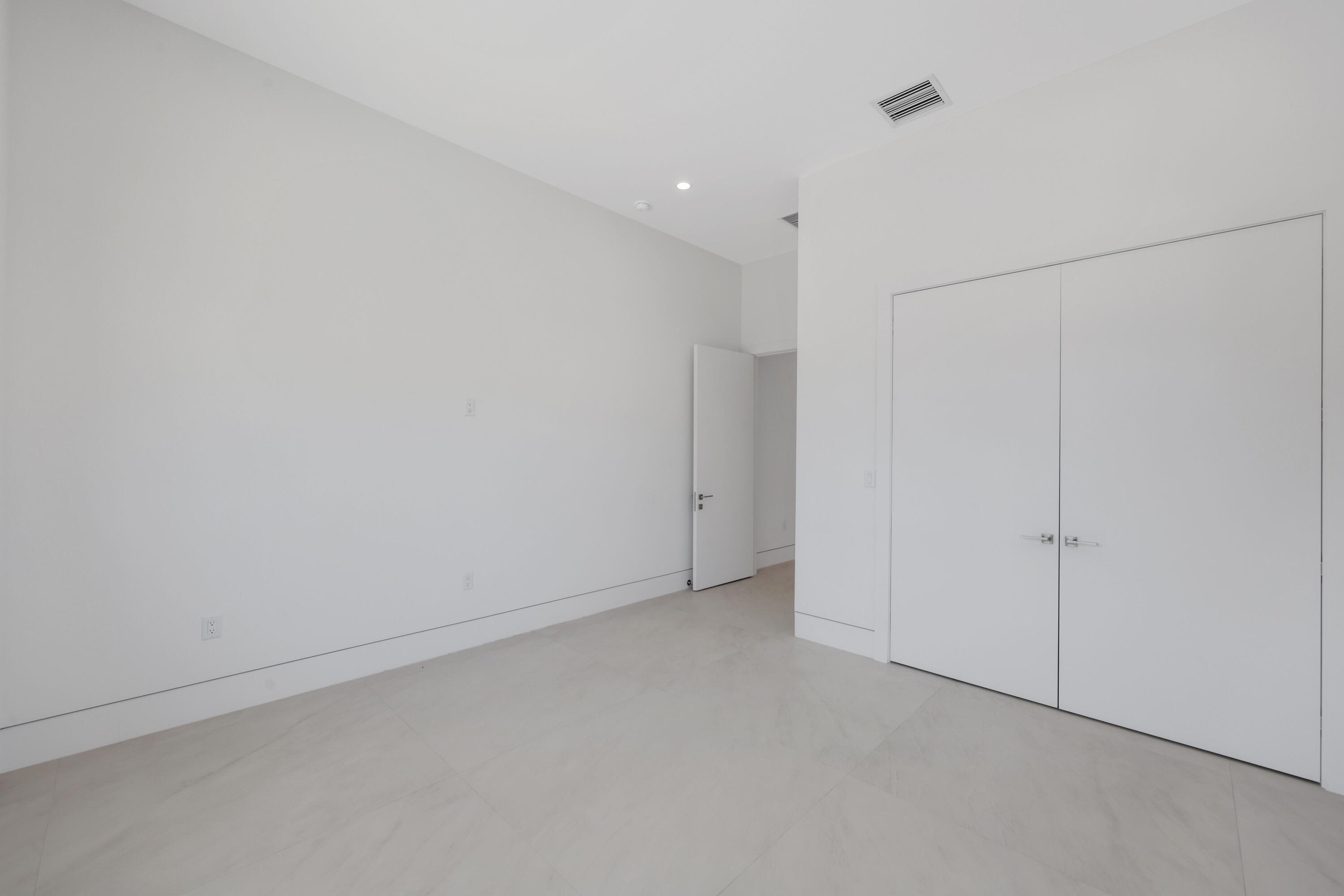 2612 NE 4th Pompano Beach, FL 33062