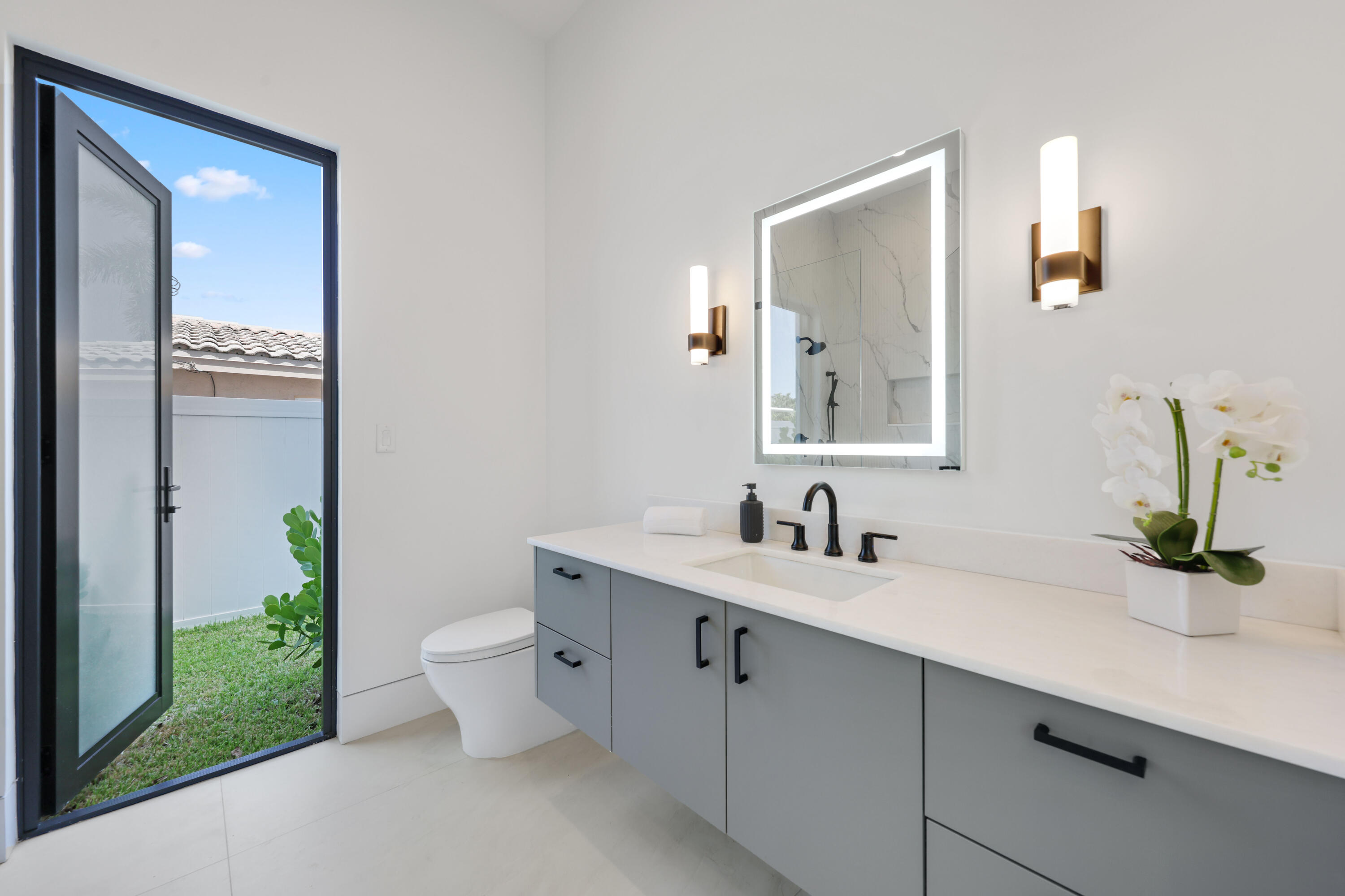 2612 NE 4th Pompano Beach, FL 33062