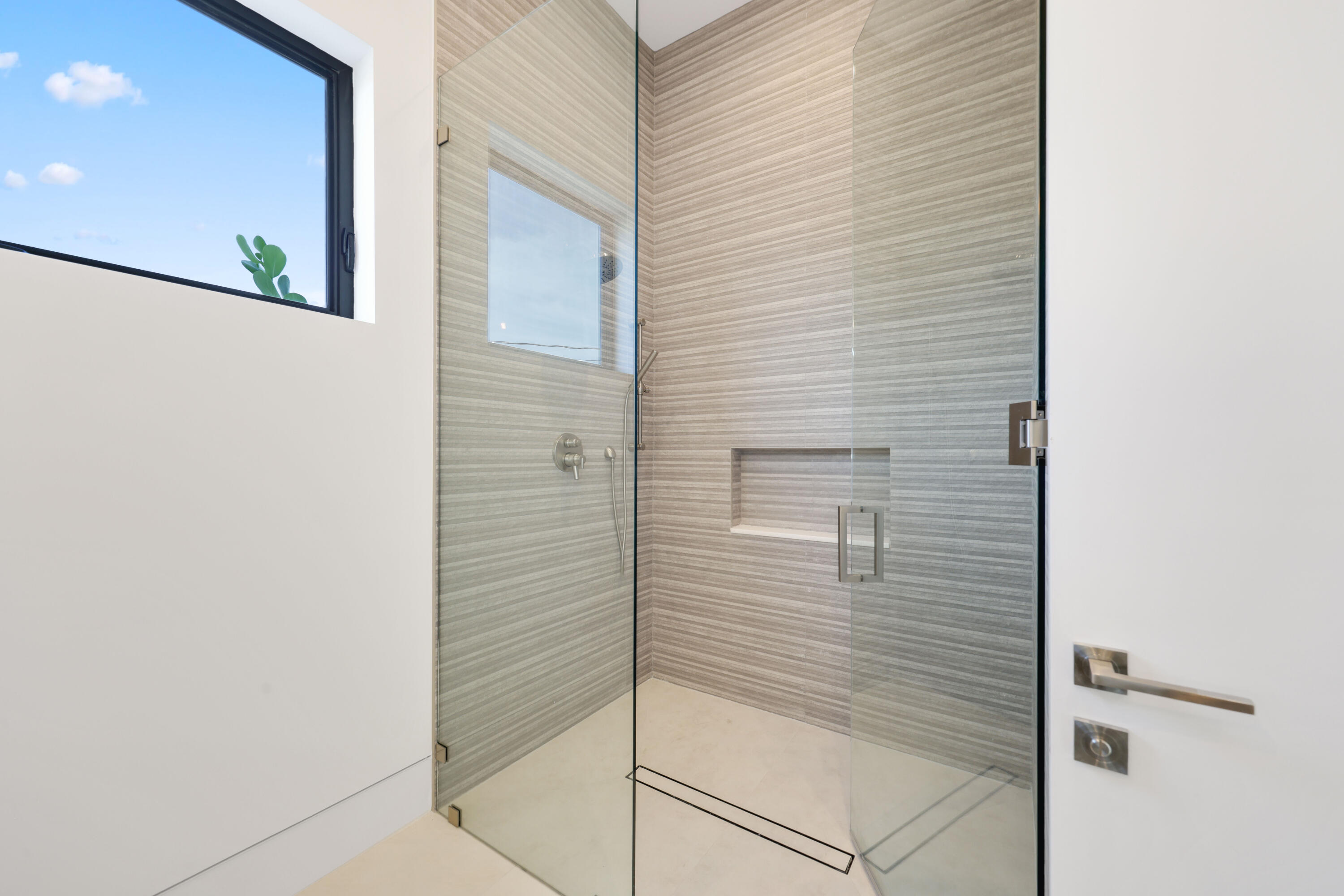 2612 NE 4th Pompano Beach, FL 33062