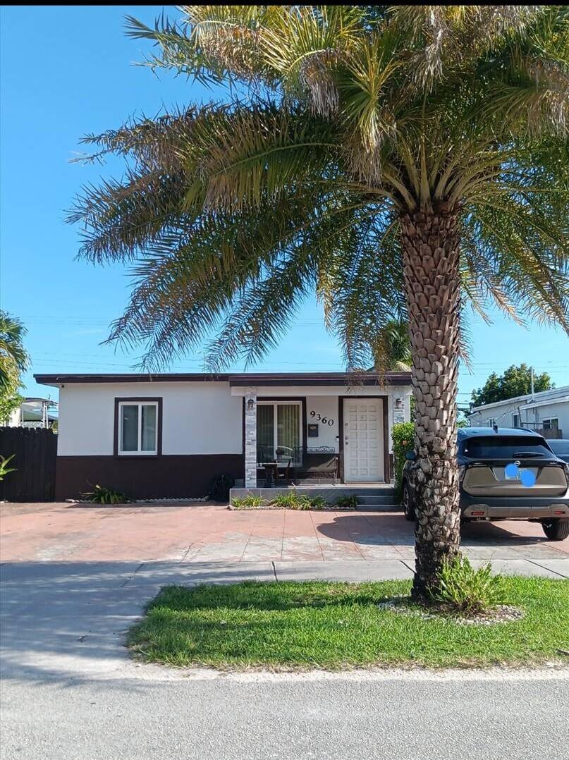 9360 SW 37th