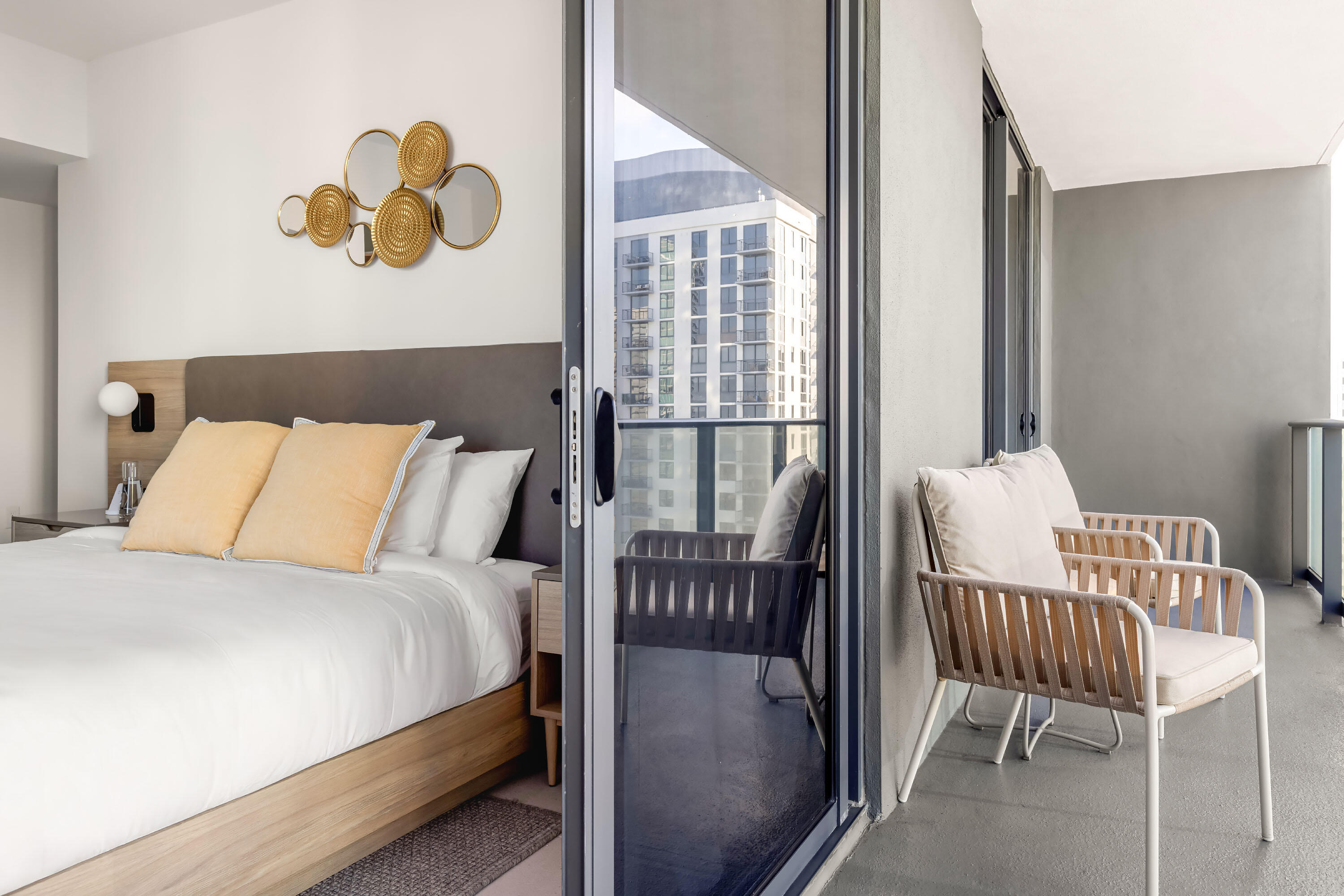 601 NE 1st Ave #3401 Miami, FL 33132