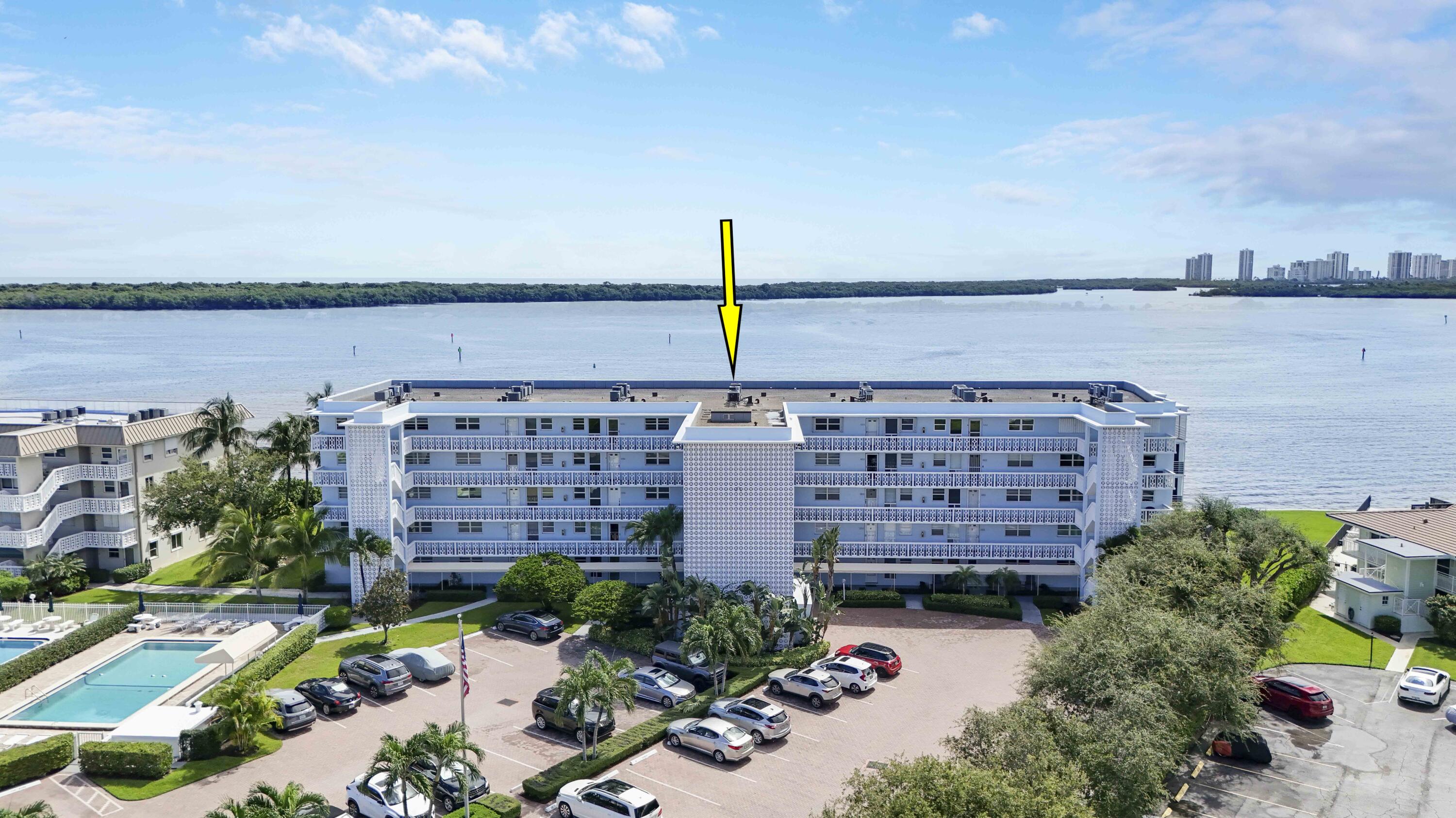 60 Yacht Clb Dr #103