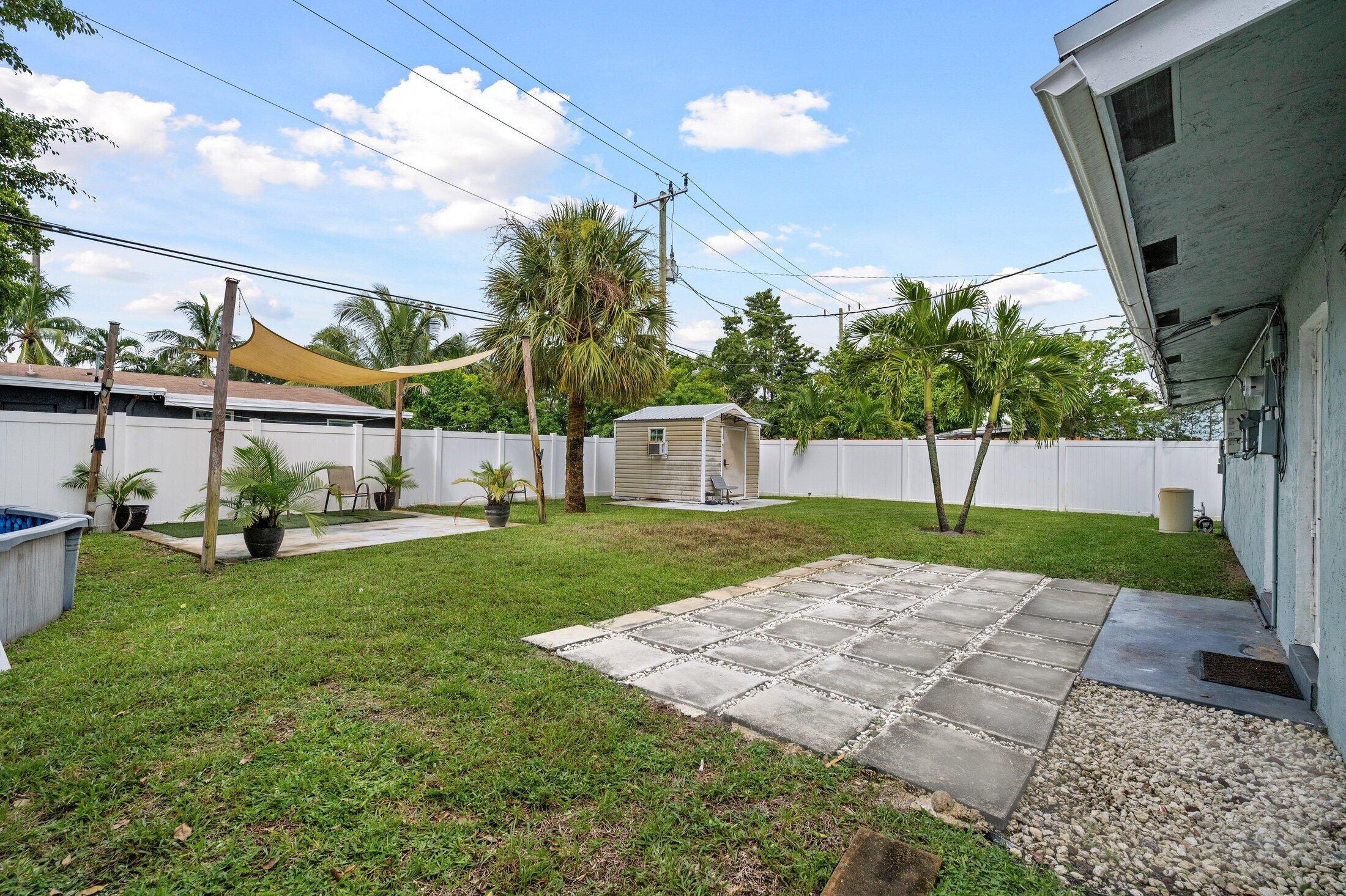 3767 SW 16th Ct Fort Lauderdale, FL 33312