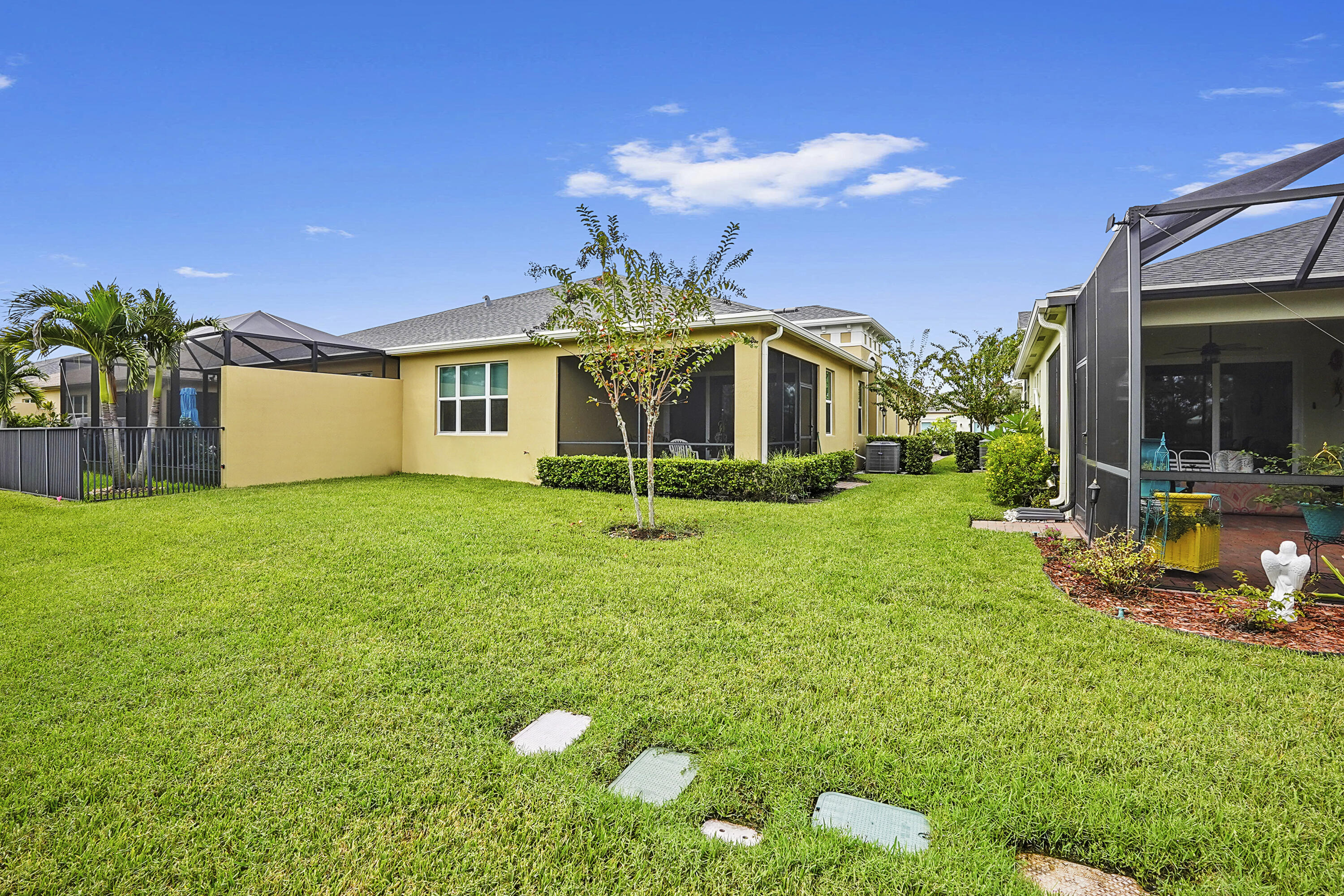12842 SW Lake Fern Cir Port St Lucie, FL 34987