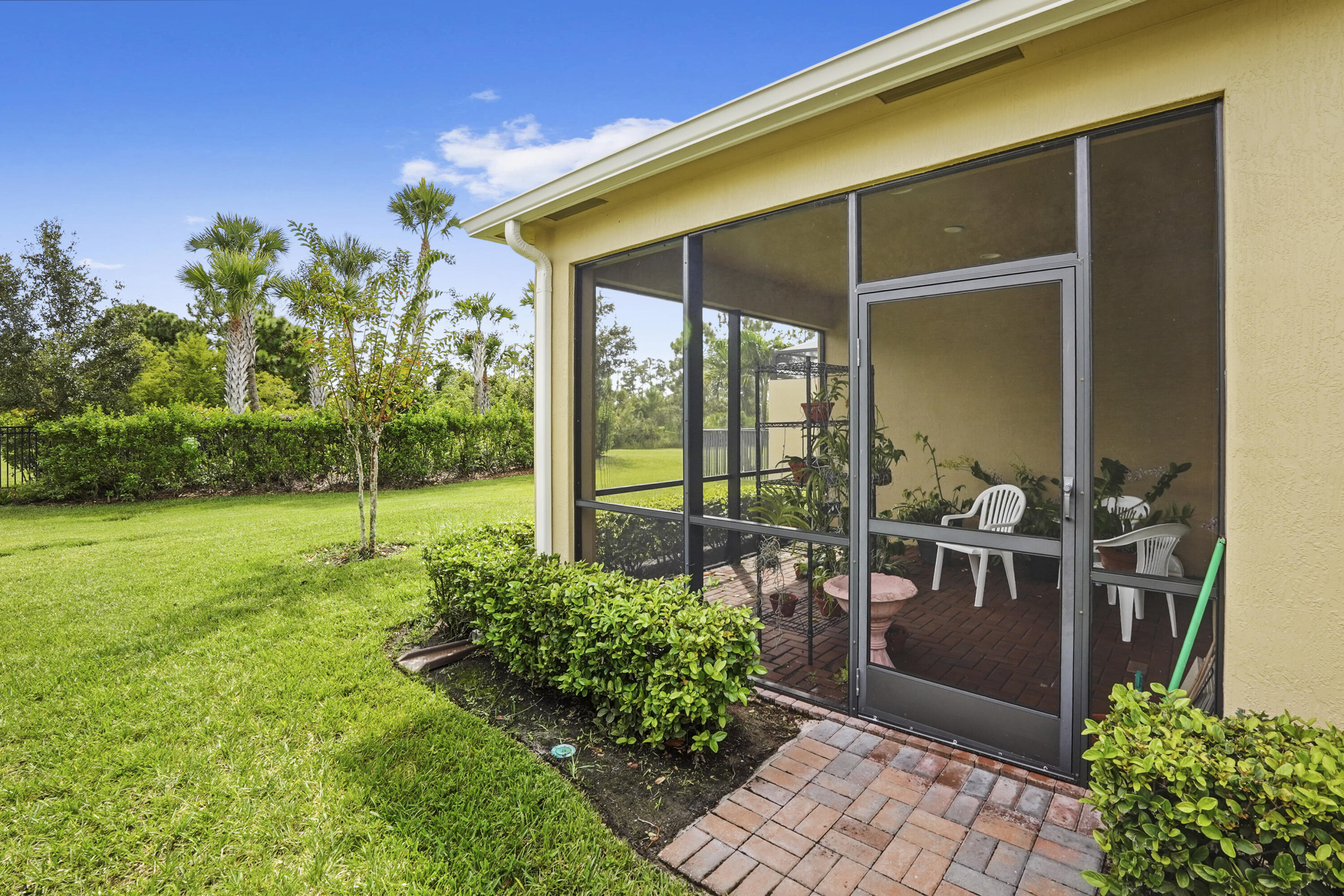 12842 SW Lake Fern Cir Port St Lucie, FL 34987