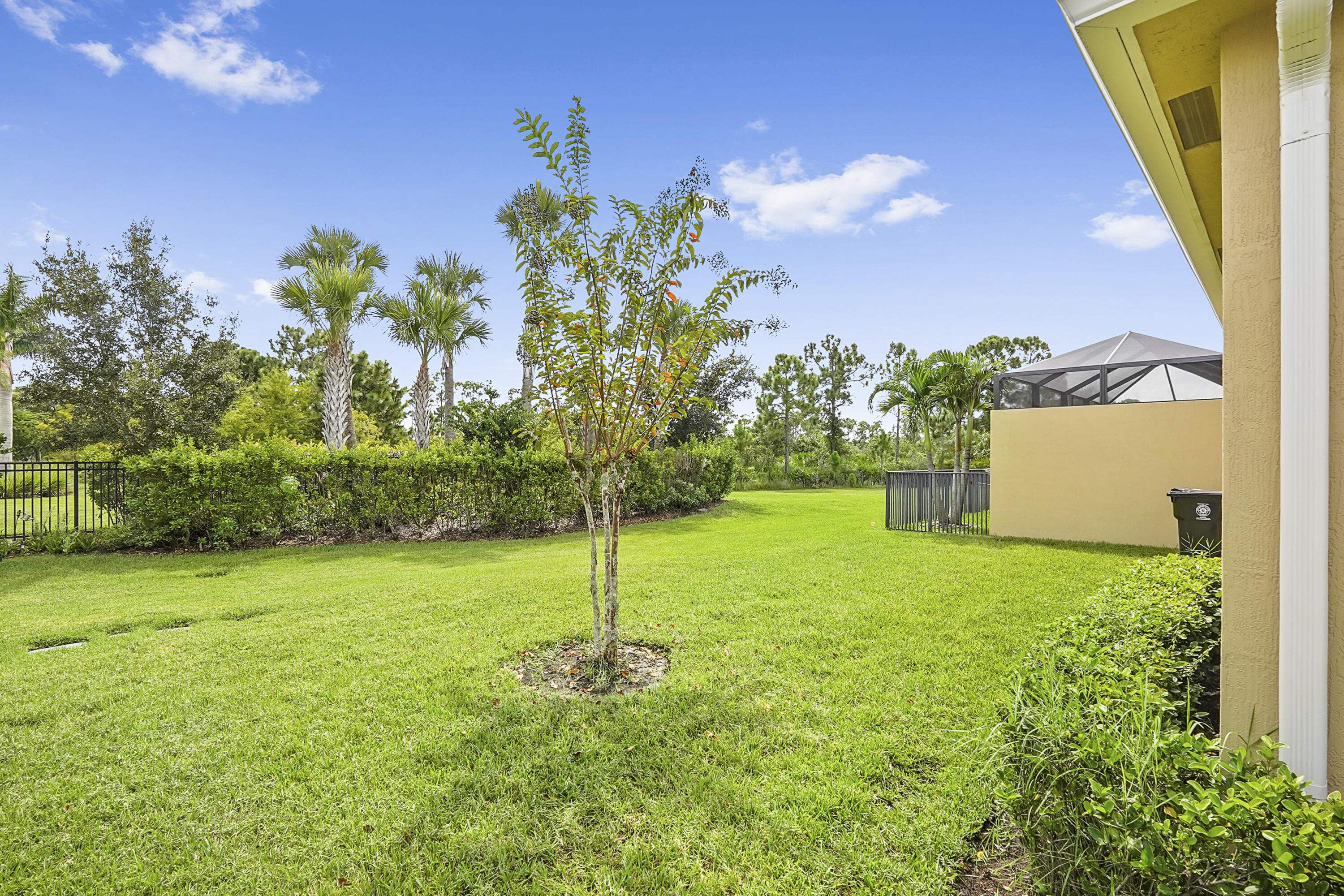 12842 SW Lake Fern Cir Port St Lucie, FL 34987