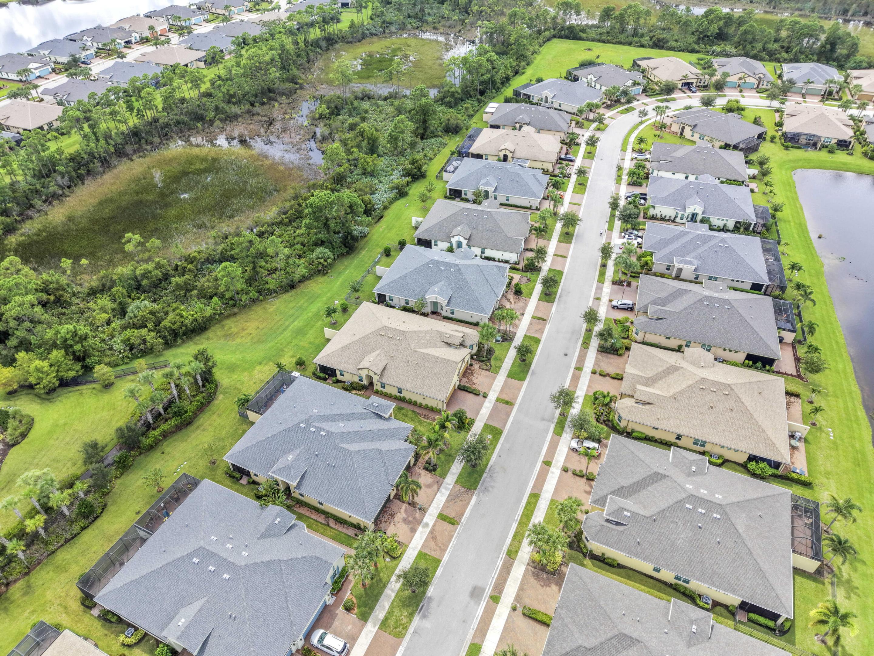 12842 SW Lake Fern Cir Port St Lucie, FL 34987