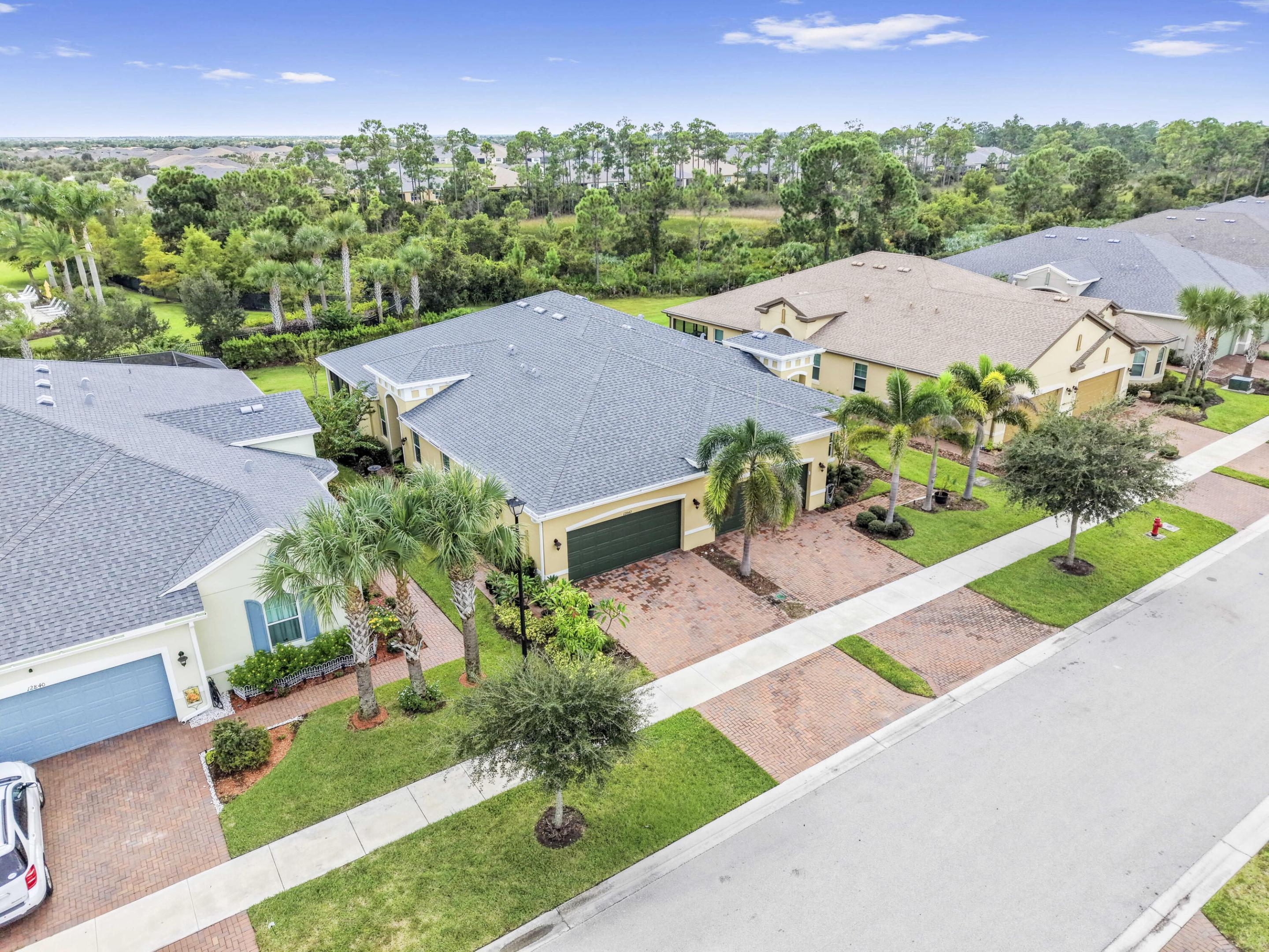 12842 SW Lake Fern Cir Port St Lucie, FL 34987