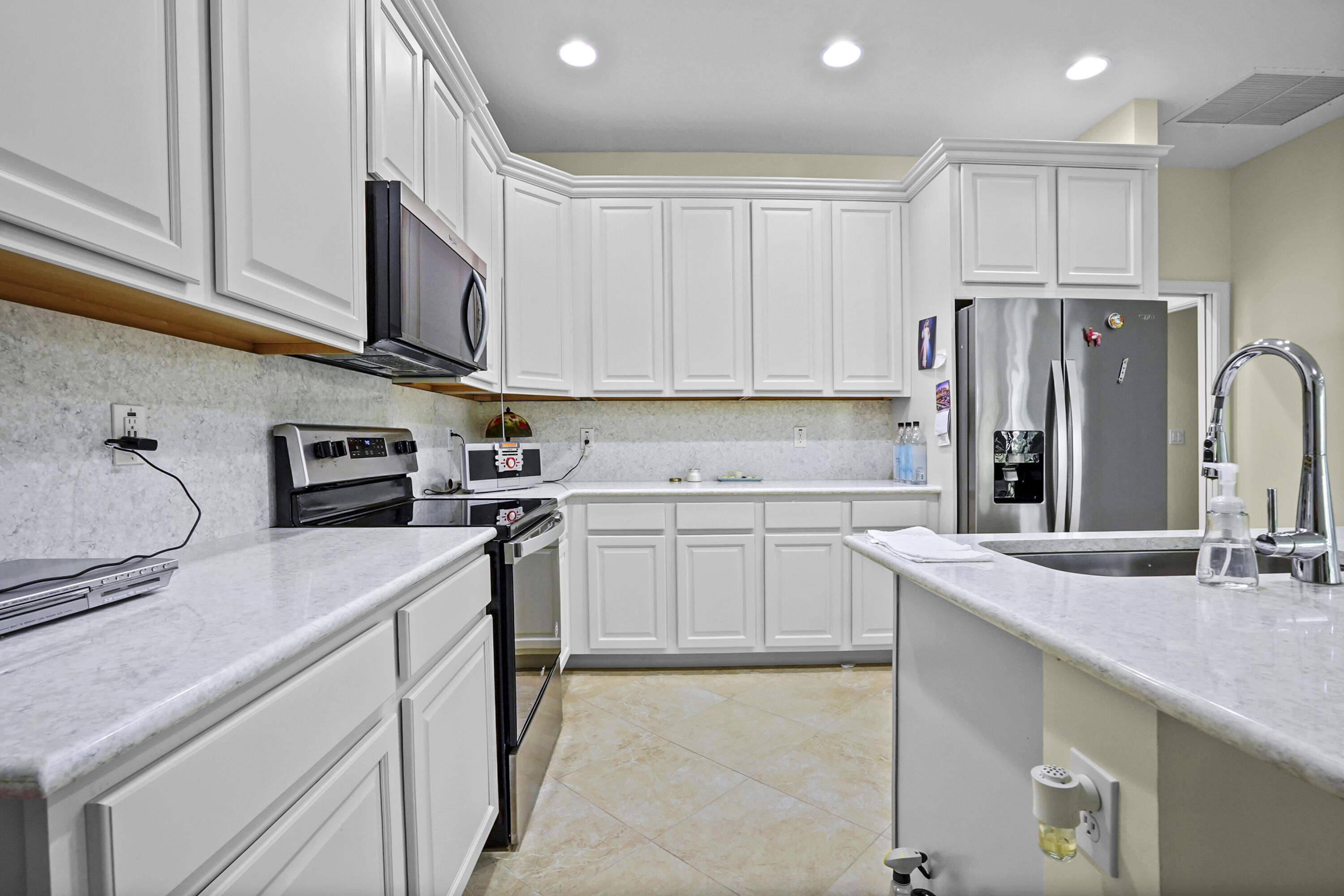 12842 SW Lake Fern Cir Port St Lucie, FL 34987