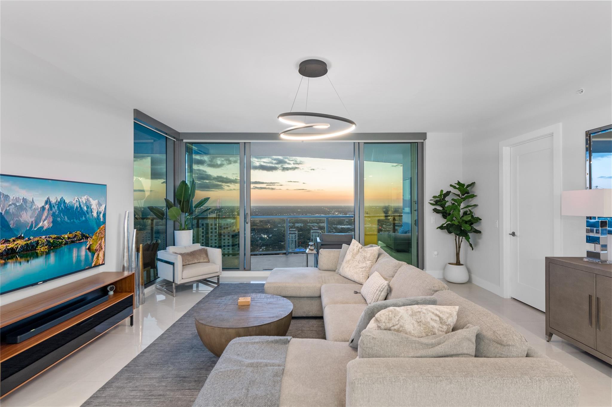 100 E Las Olas Blvd #4504 Fort Lauderdale, FL 33301