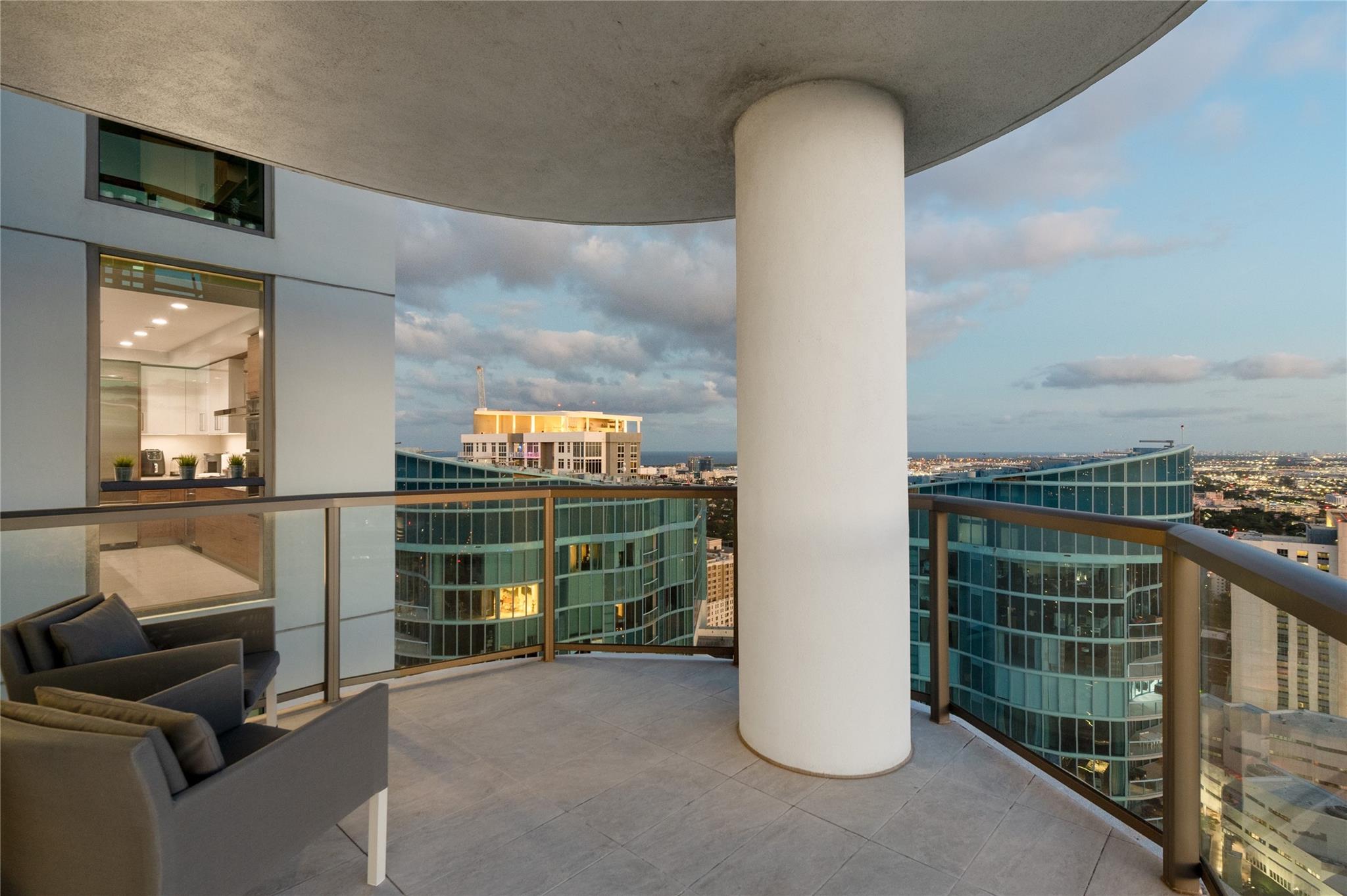 100 E Las Olas Blvd #4504 Fort Lauderdale, FL 33301