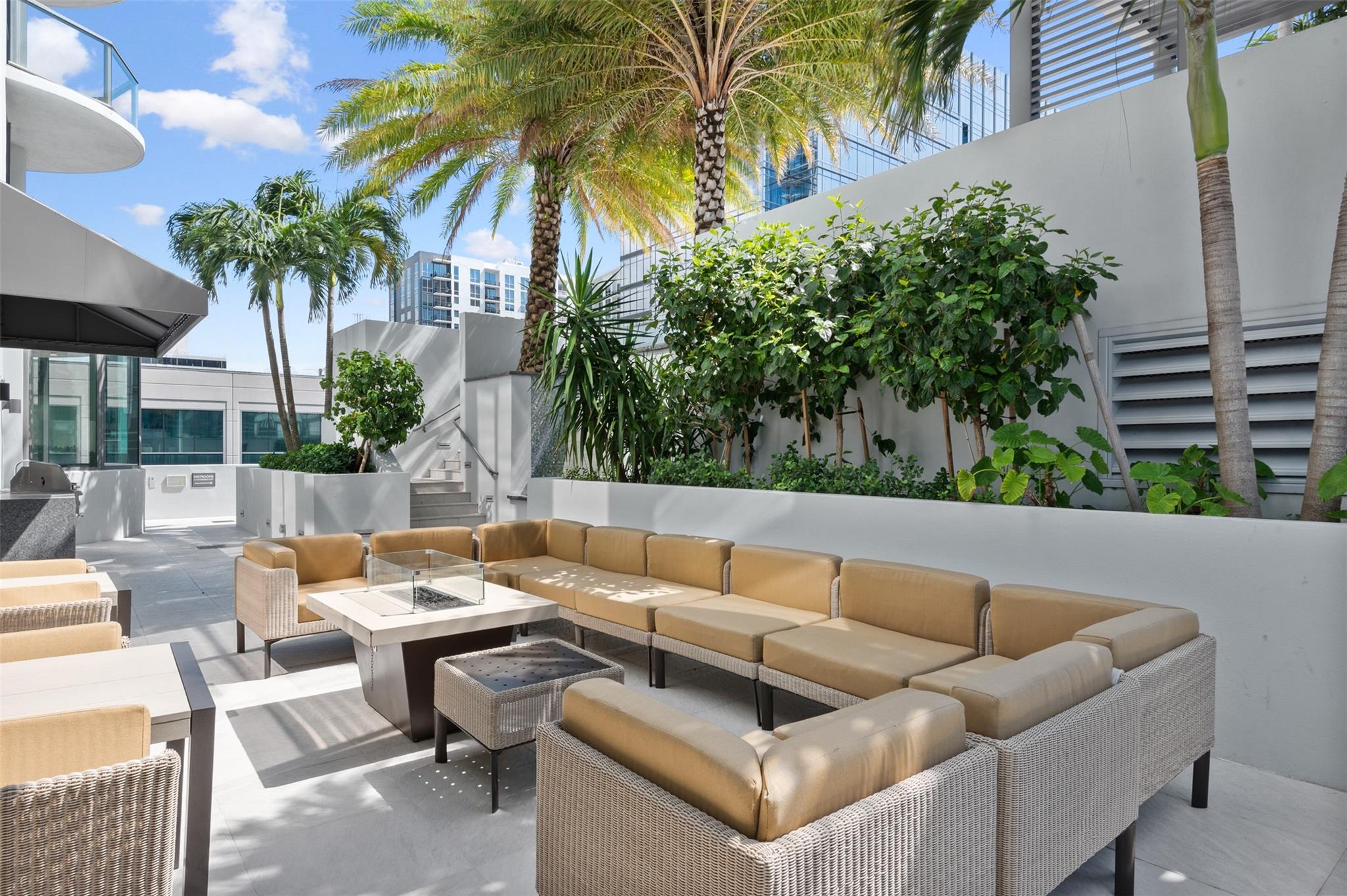 100 E Las Olas Blvd #4504 Fort Lauderdale, FL 33301
