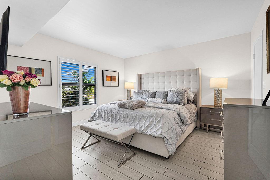 5100 Bayview Dr #404 Fort Lauderdale, FL 33308