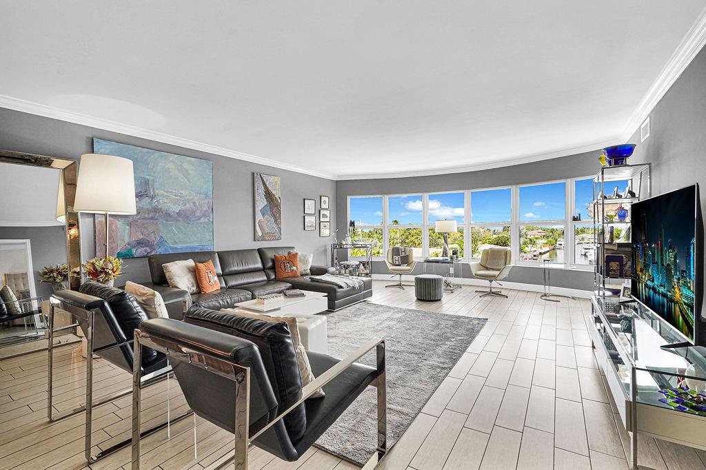 5100 Bayview Dr #404 Fort Lauderdale, FL 33308