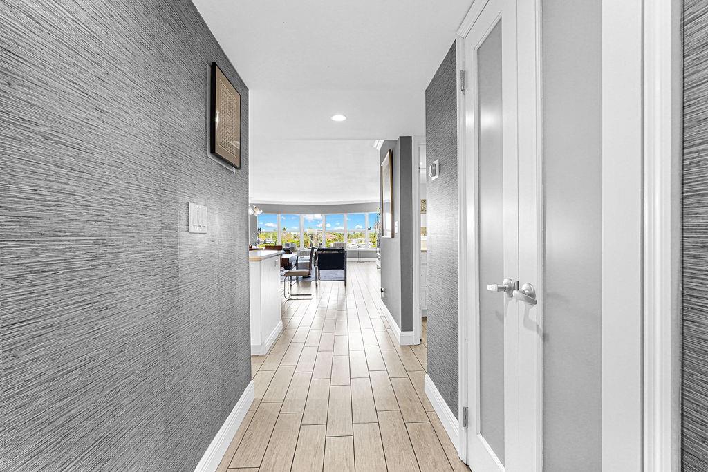 5100 Bayview Dr #404 Fort Lauderdale, FL 33308