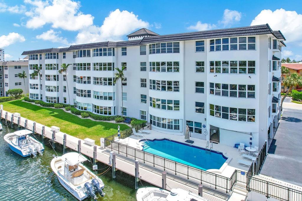 5100 Bayview Dr #404 Fort Lauderdale, FL 33308