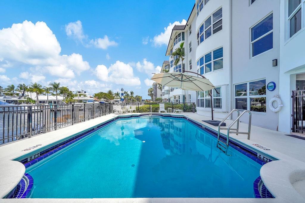 5100 Bayview Dr #404 Fort Lauderdale, FL 33308