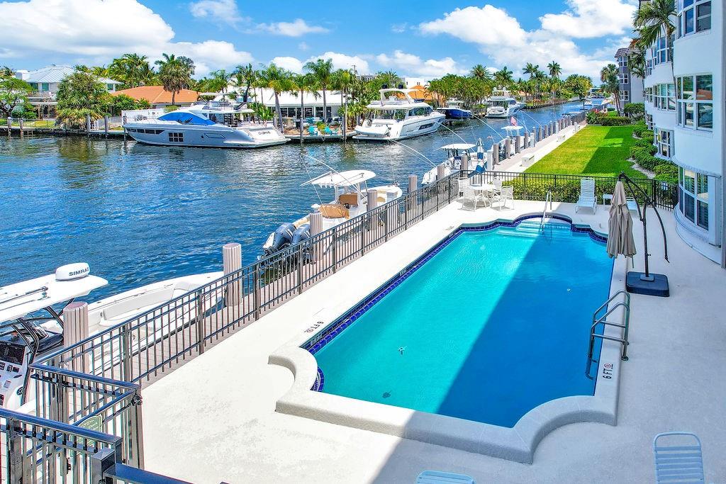 5100 Bayview Dr #404 Fort Lauderdale, FL 33308