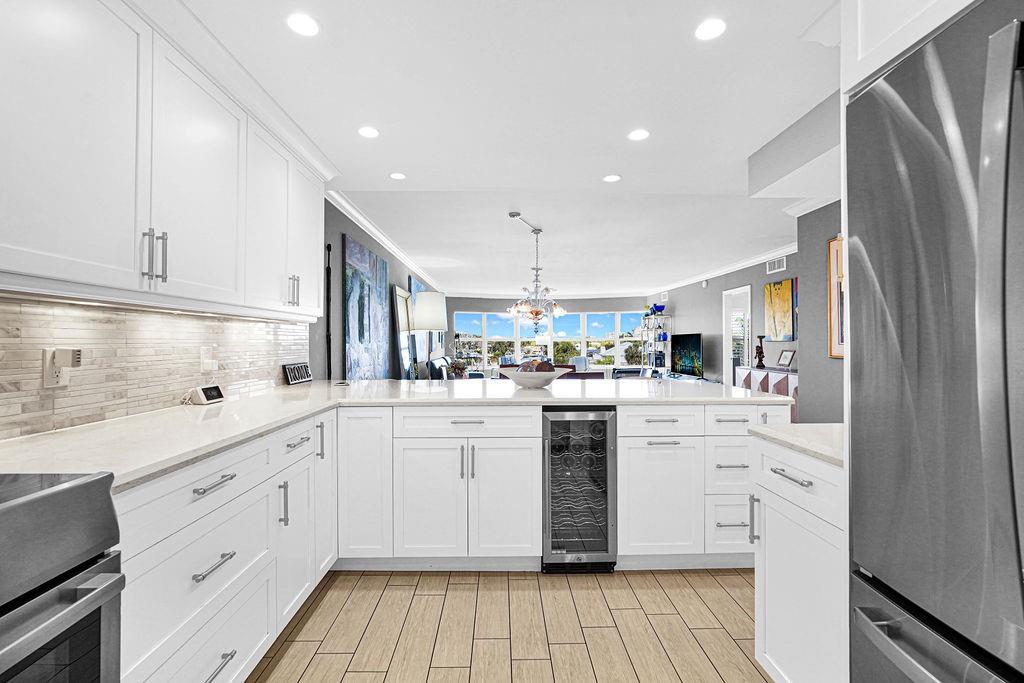 5100 Bayview Dr #404 Fort Lauderdale, FL 33308