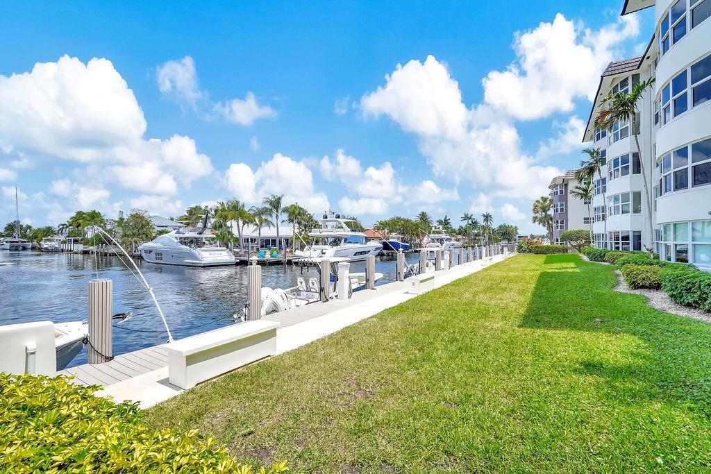 5100 Bayview Dr #404 Fort Lauderdale, FL 33308