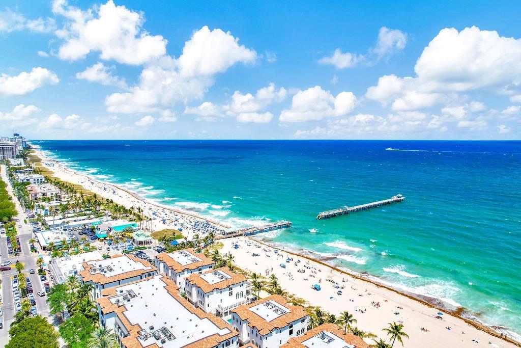 5100 Bayview Dr #404 Fort Lauderdale, FL 33308