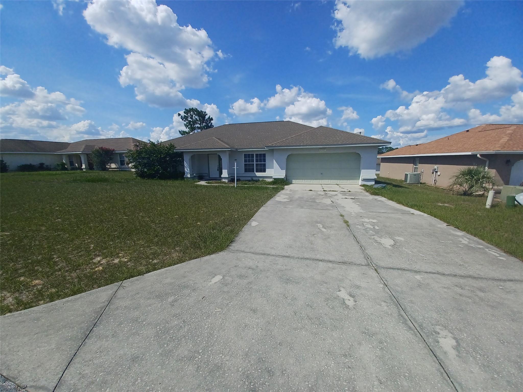 8509 SW 136th Loop