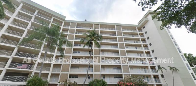 3051 N Course Dr #901