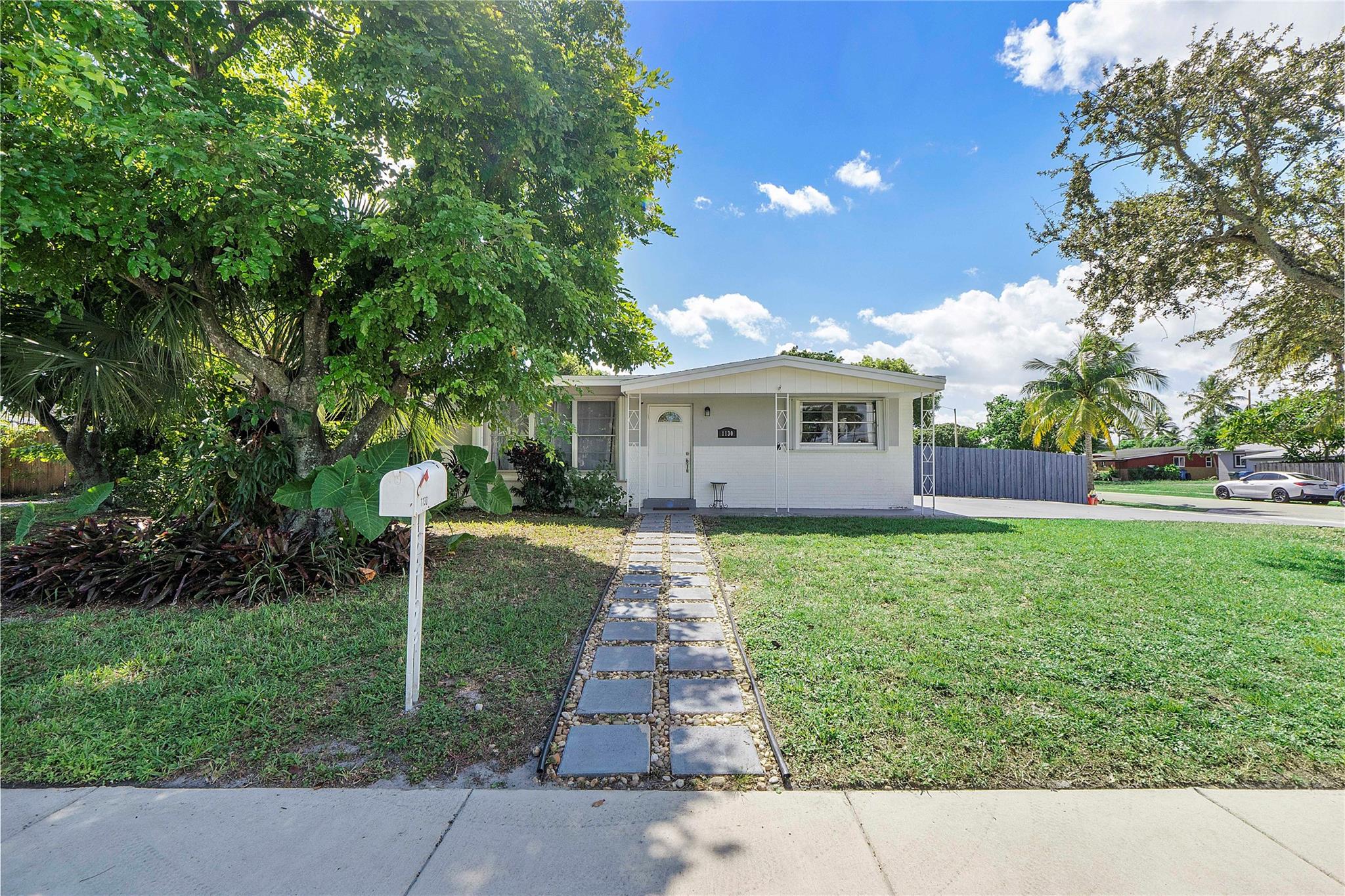 1130 NW 42nd Ct