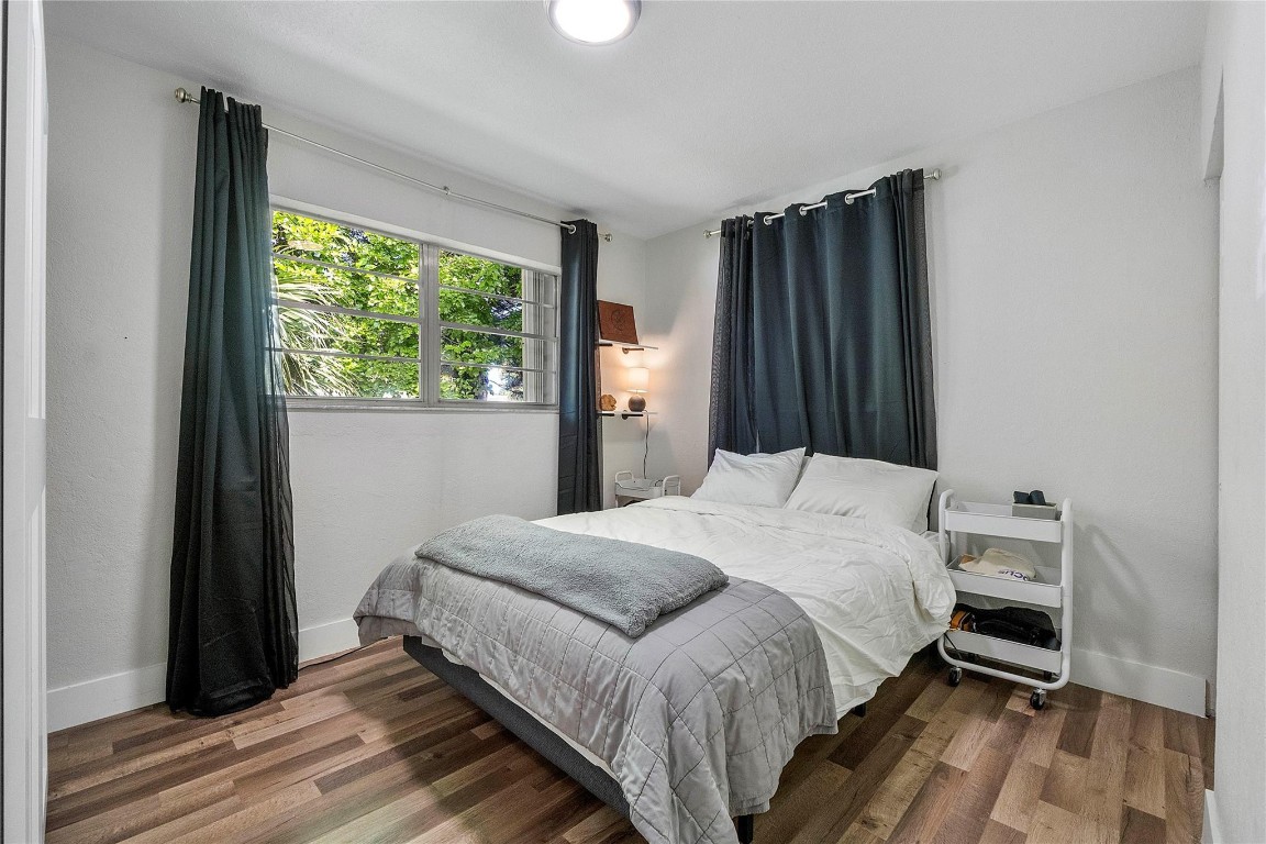 1130 NW 42nd Oakland Park, FL 33309