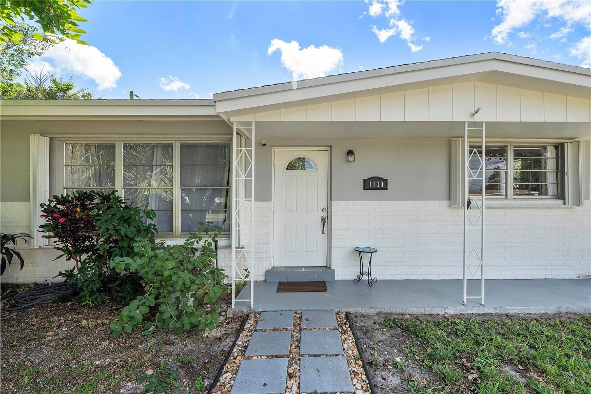 1130 NW 42nd Oakland Park, FL 33309