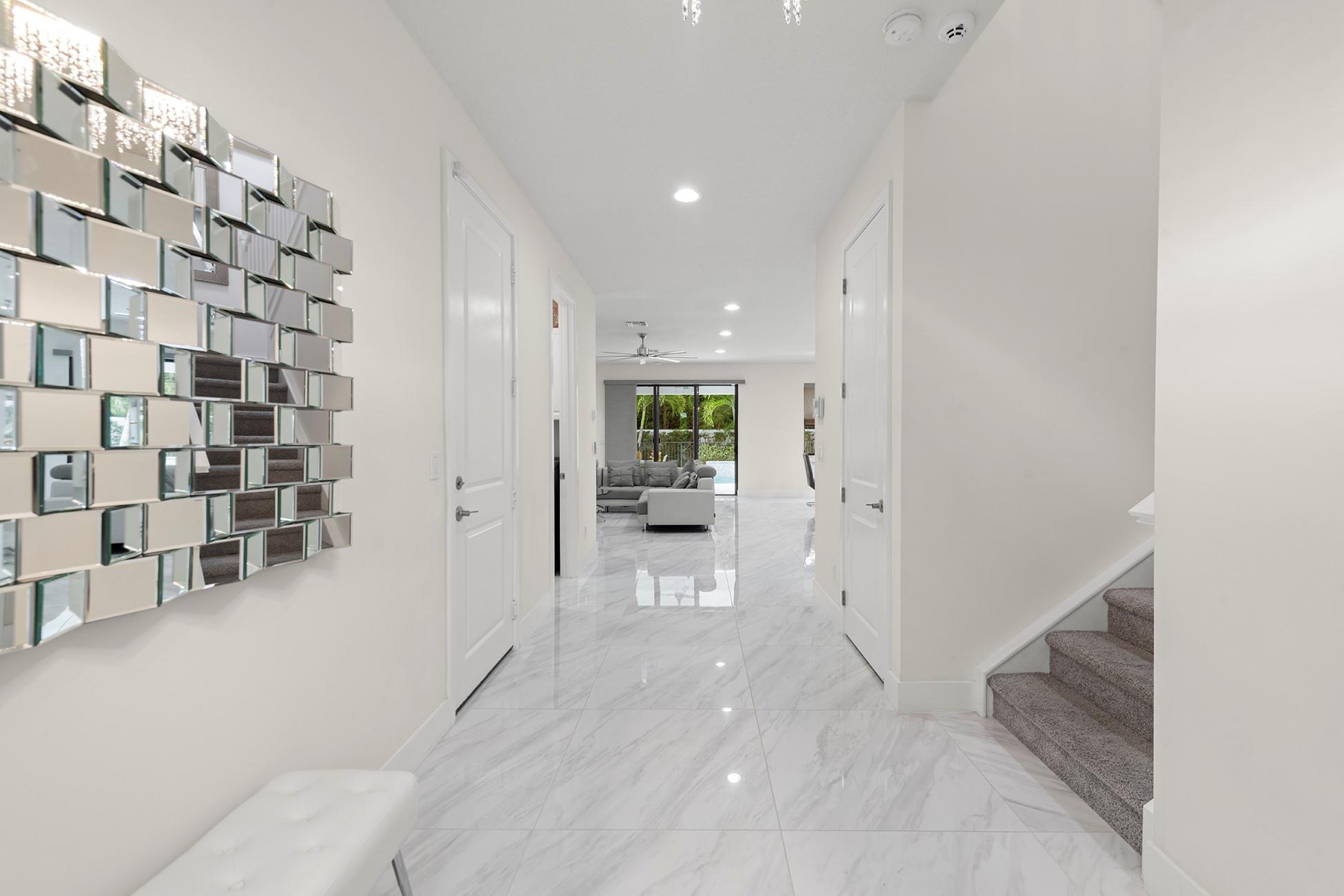 7313 Stella Ln Lake Worth, FL 33463