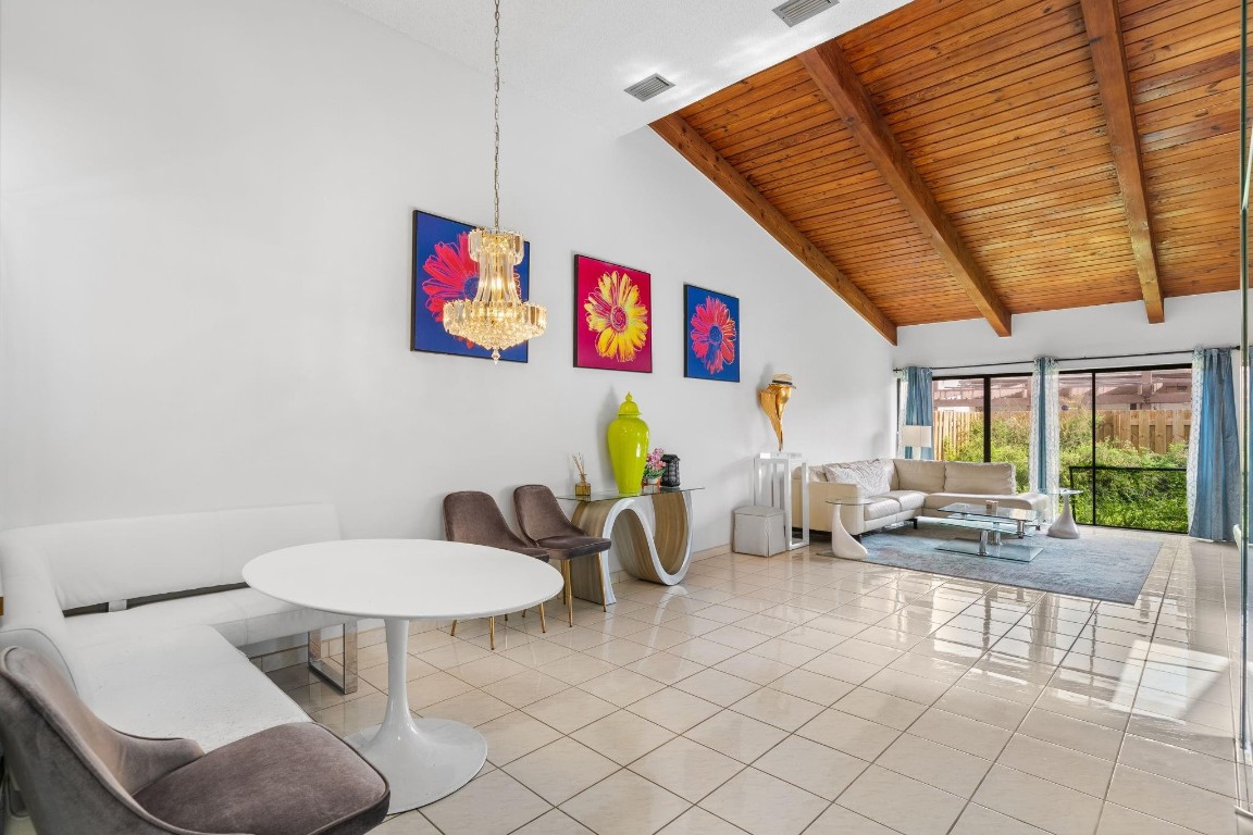 2679 S Parkview #2679 Hallandale Beach, FL 33009