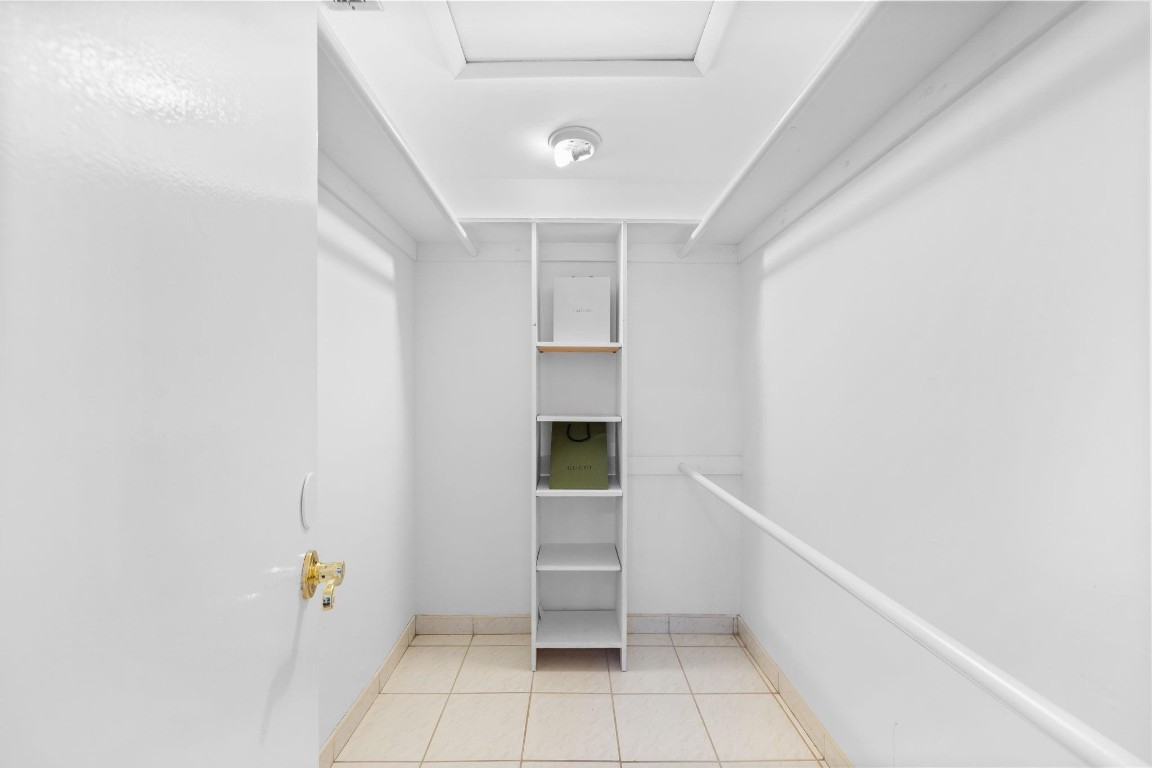 2679 S Parkview #2679 Hallandale Beach, FL 33009