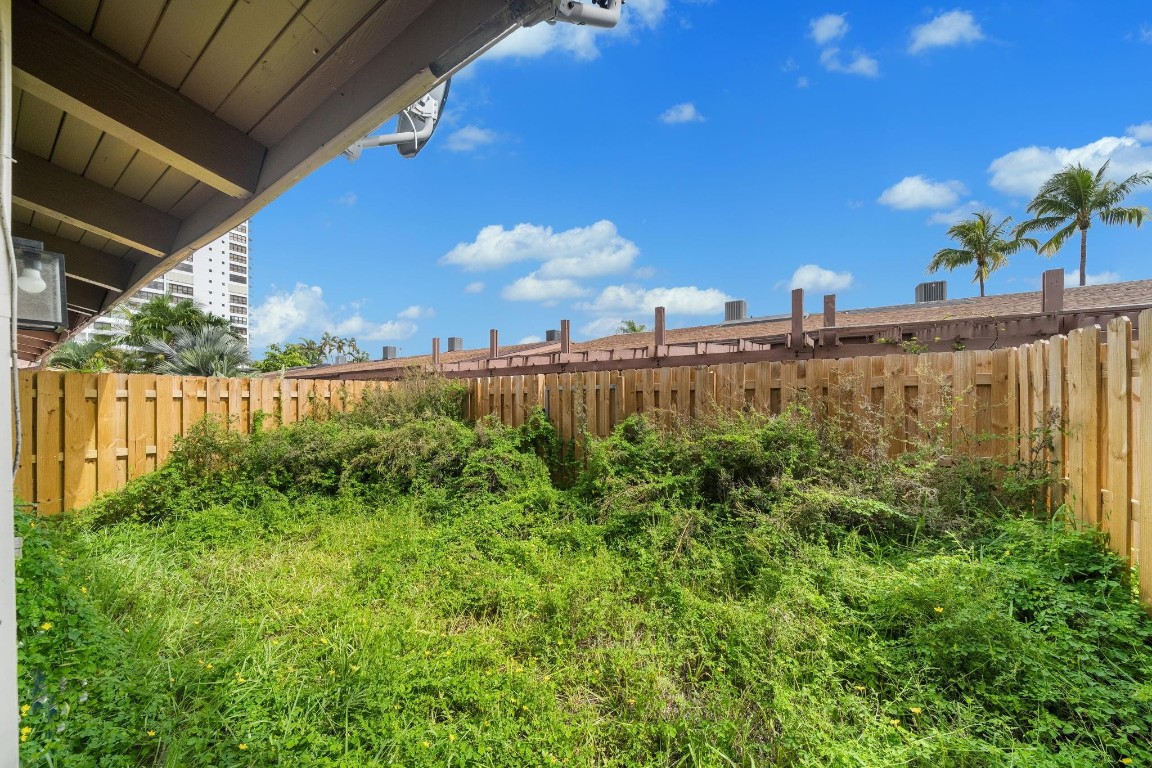 2679 S Parkview #2679 Hallandale Beach, FL 33009