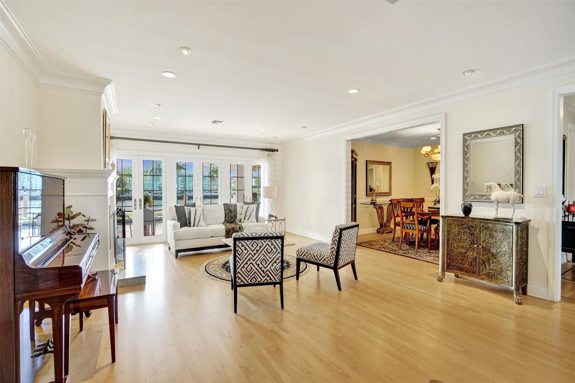 7 Saranac Sea Ranch Lakes, FL 33308