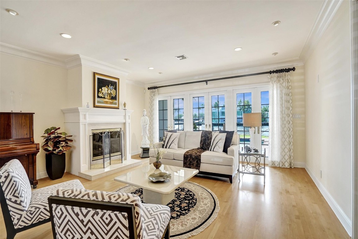 7 Saranac Sea Ranch Lakes, FL 33308