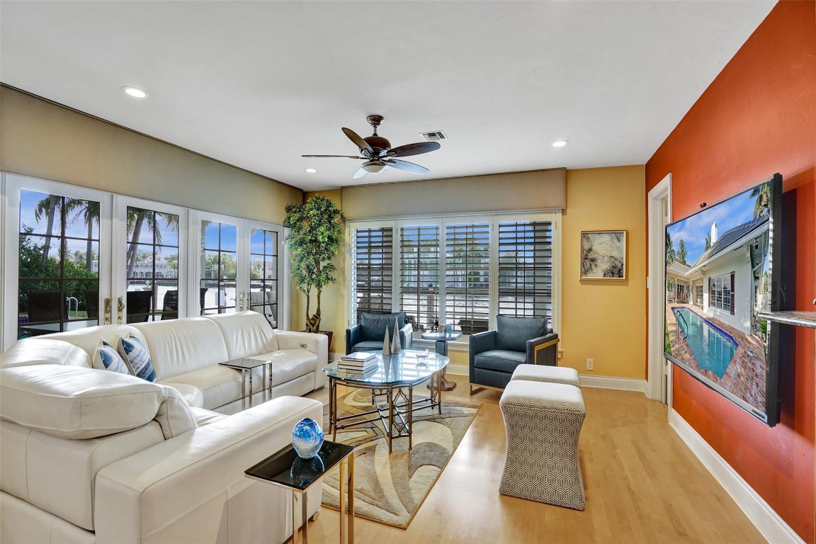 7 Saranac Sea Ranch Lakes, FL 33308