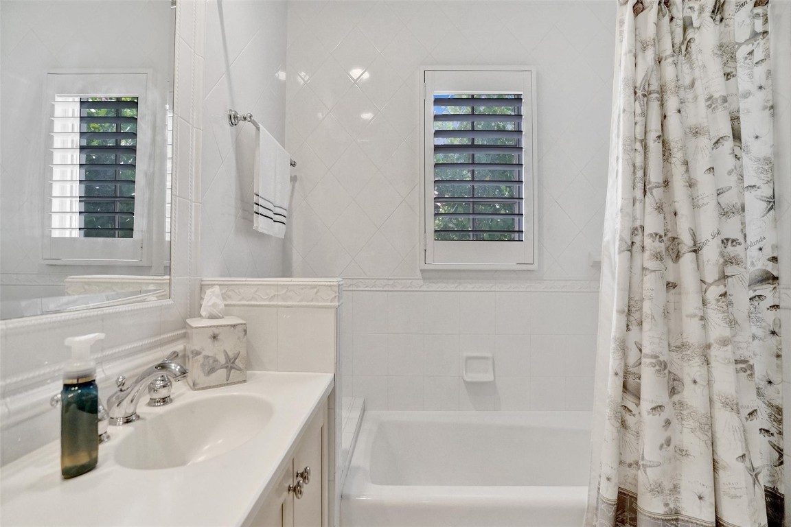 7 Saranac Sea Ranch Lakes, FL 33308