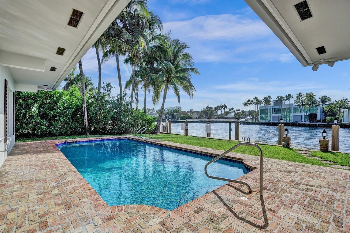 7 Saranac Sea Ranch Lakes, FL 33308