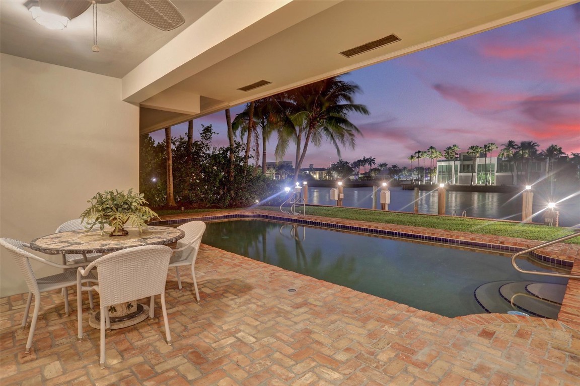 7 Saranac Sea Ranch Lakes, FL 33308