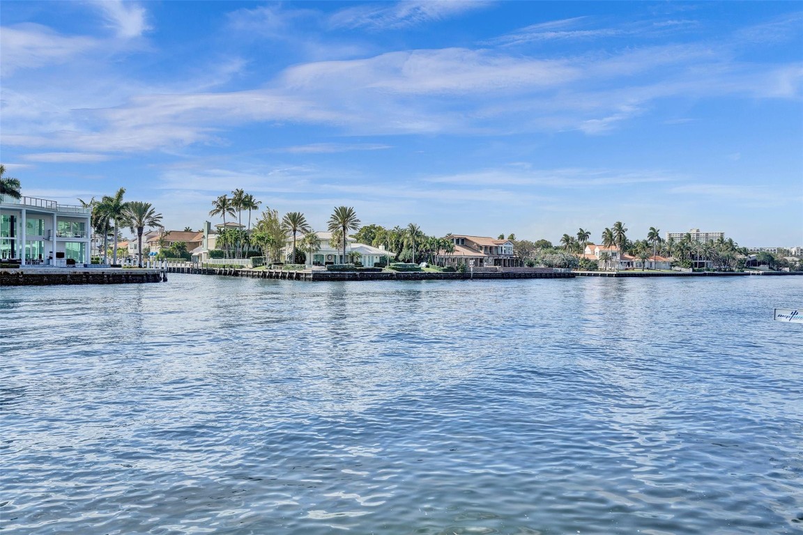 7 Saranac Sea Ranch Lakes, FL 33308