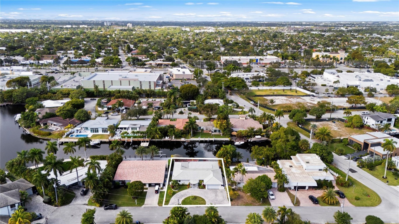 1735 NE 23rd Fort Lauderdale, FL 33305